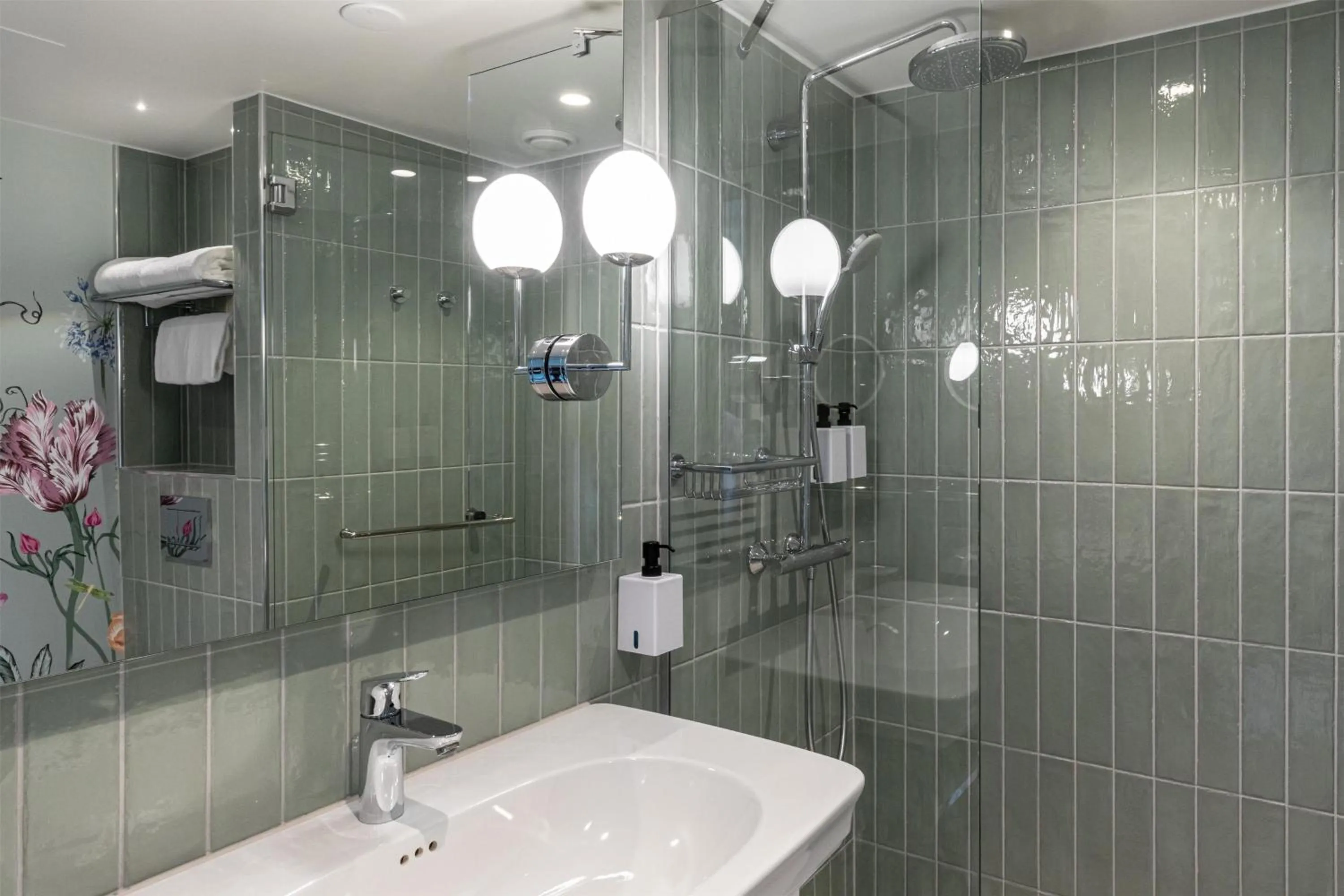 Bathroom in Scandic Eden Nokia