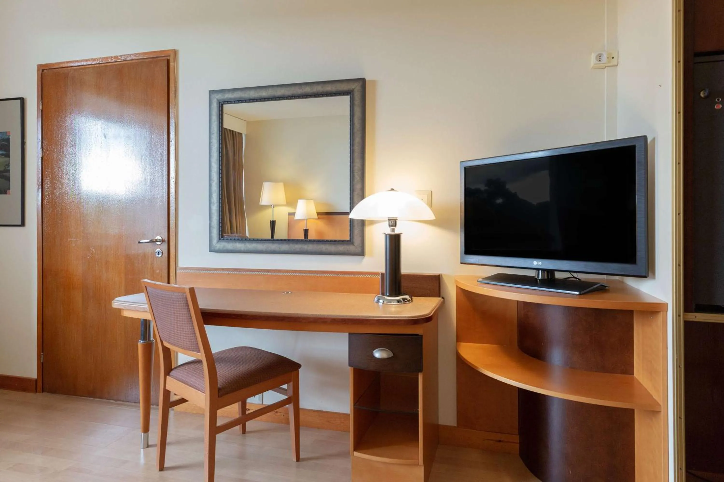 Bedroom in Scandic Aulanko