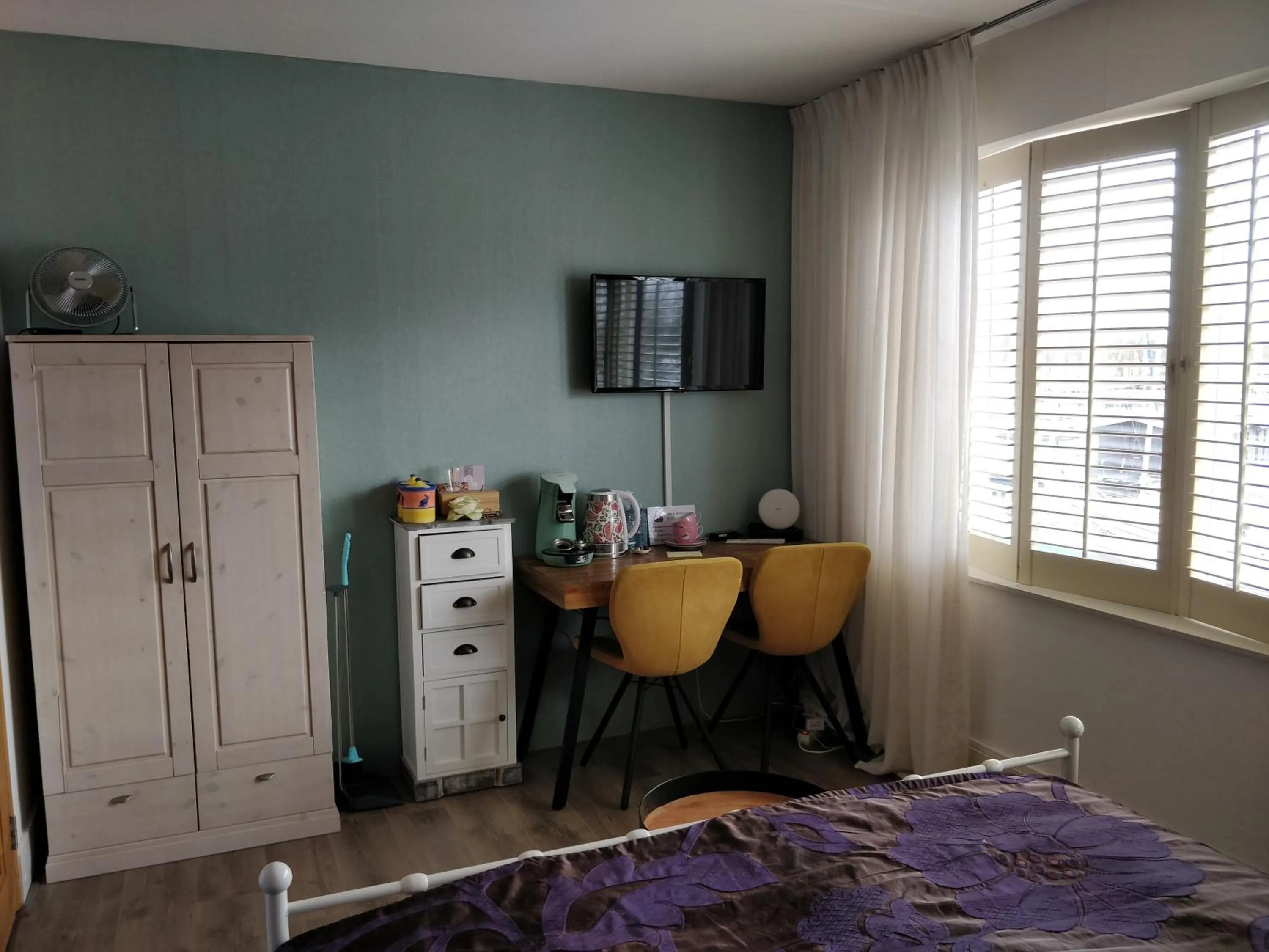 Bed in El Puerto Bed and Breakfast