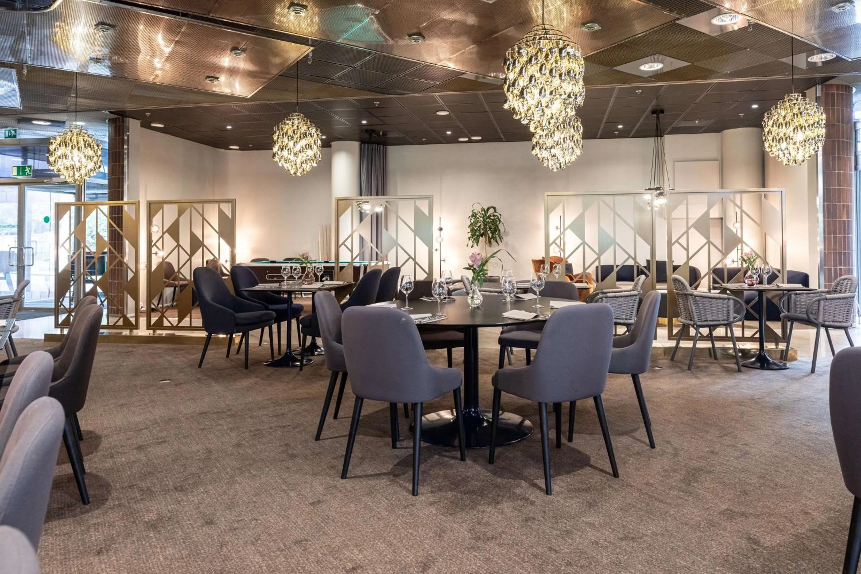 Restaurant/places to eat in Scandic Rosendahl