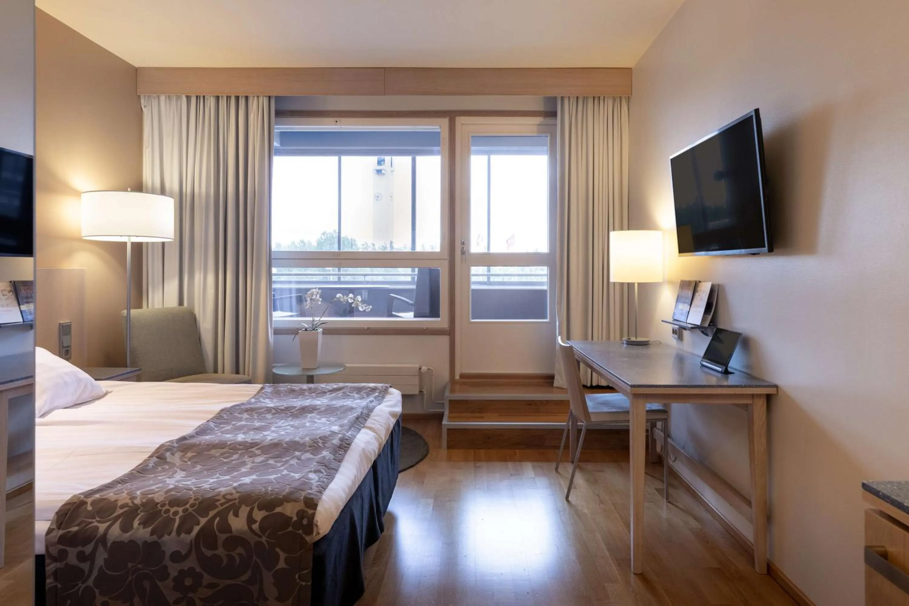 Bedroom, Bed in Scandic Seinäjoki