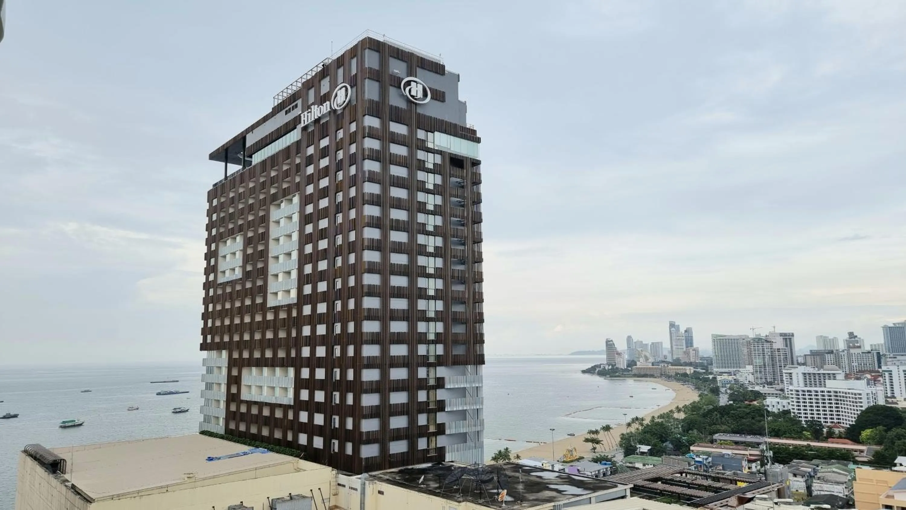 View Talay 6 Pattaya Beach by CANDO