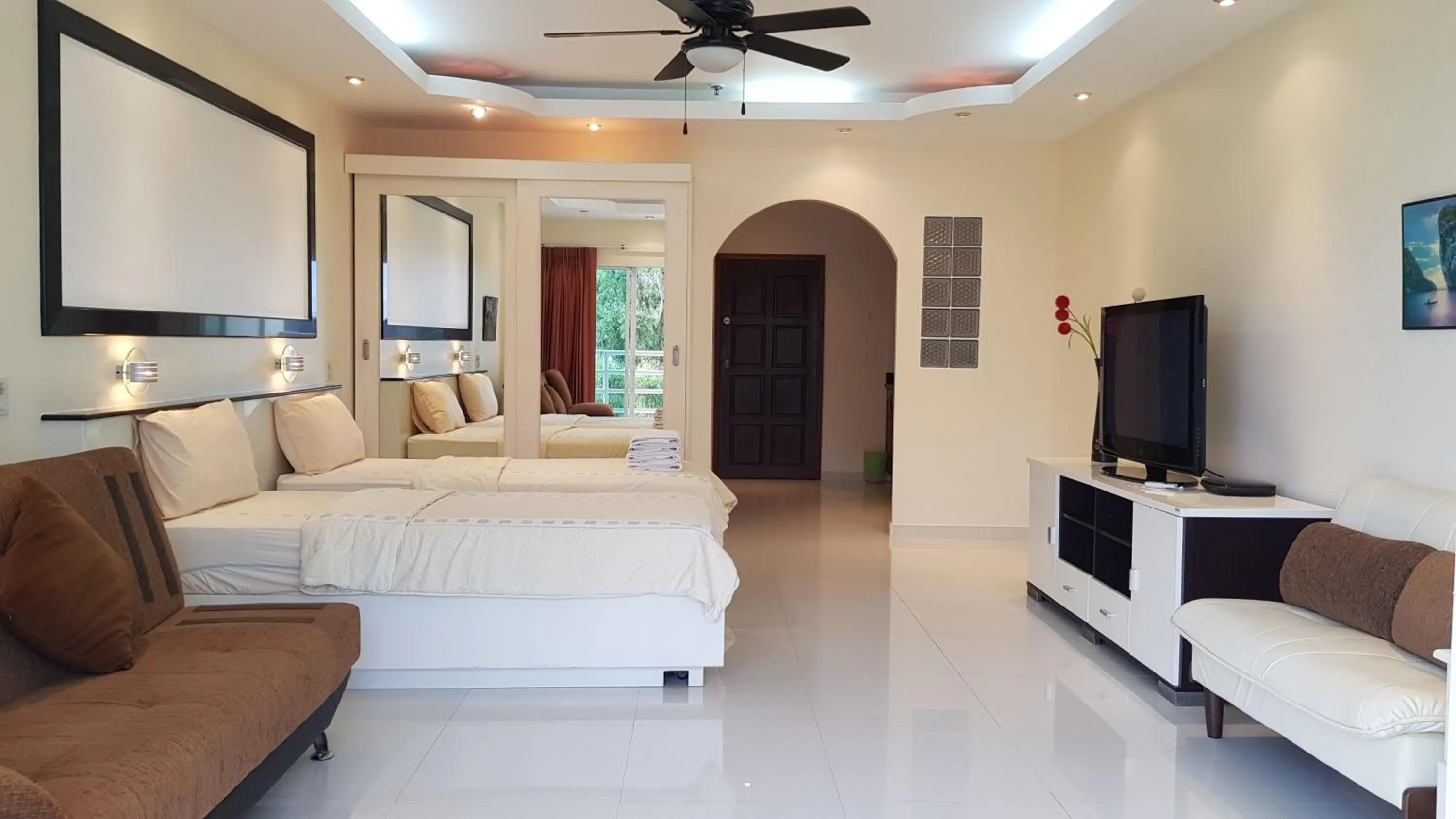 View Talay 6 Pattaya Beach by CANDO