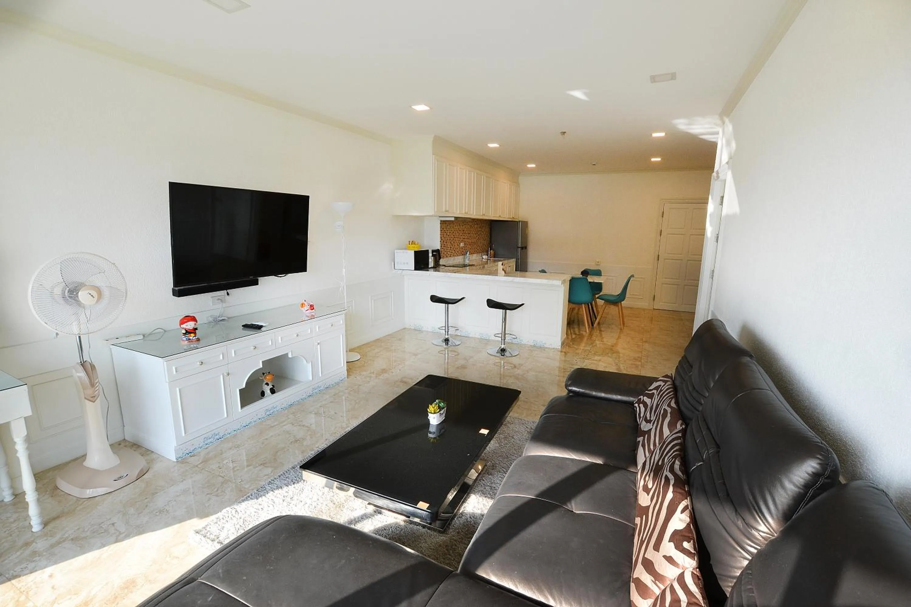 View Talay 6 Pattaya Beach by CANDO