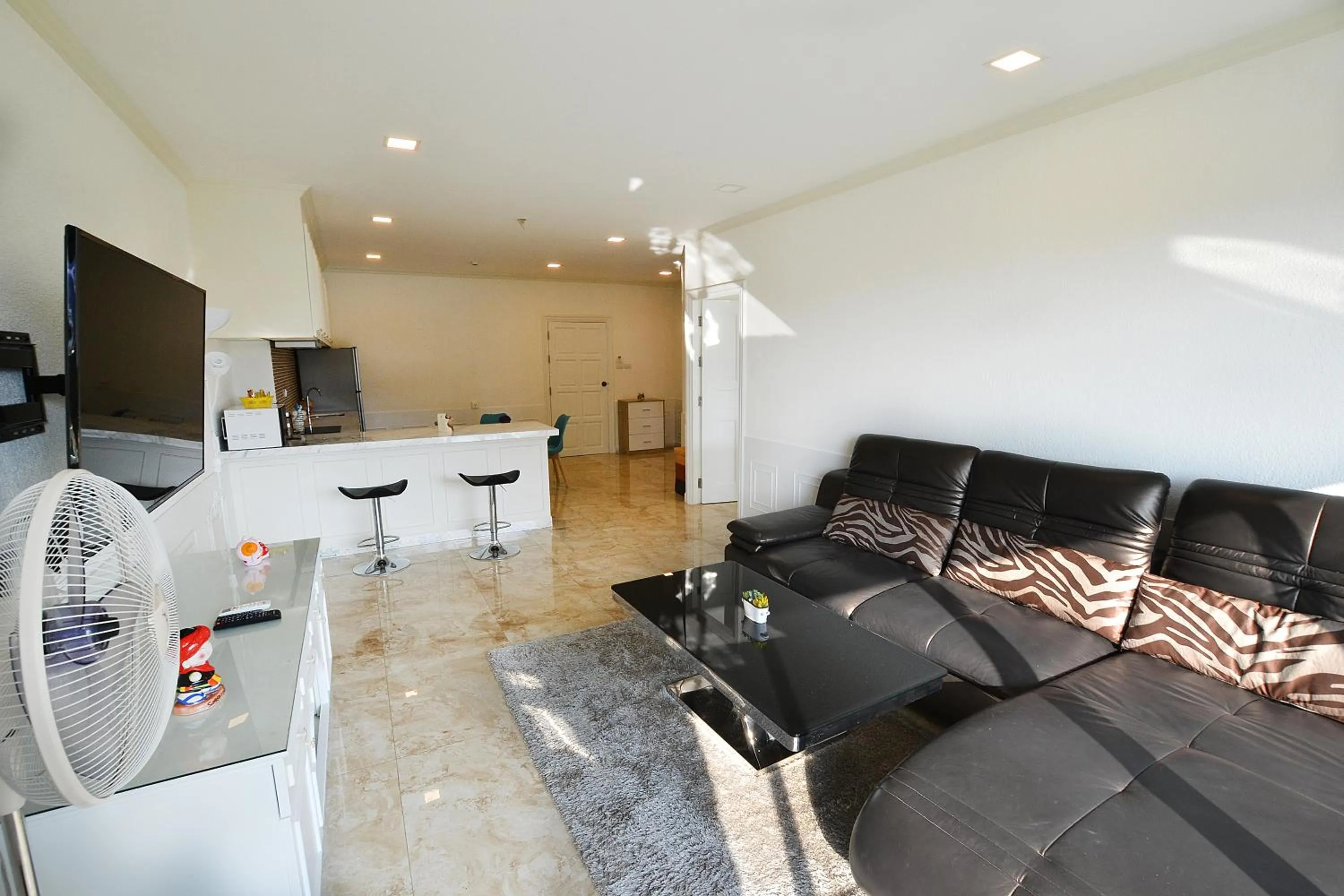 View Talay 6 Pattaya Beach by CANDO