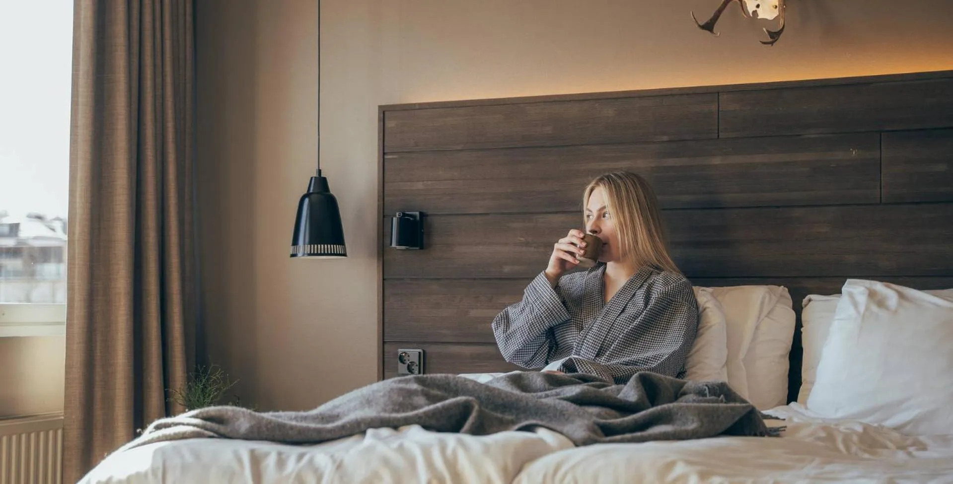 room service, Bed in Lapland Hotels Kuopio