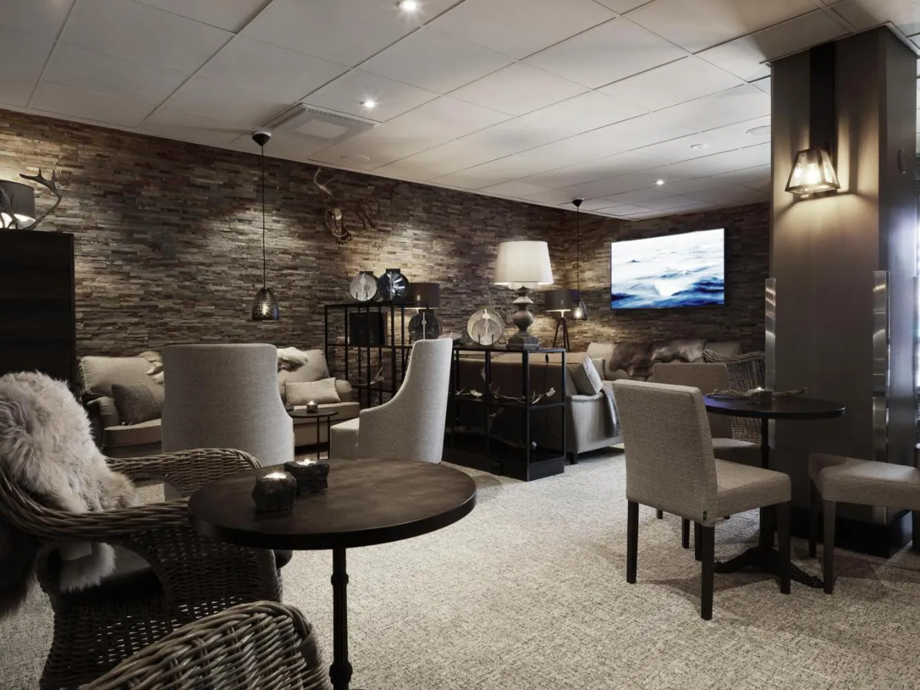 Lounge or bar in Lapland Hotels Kuopio