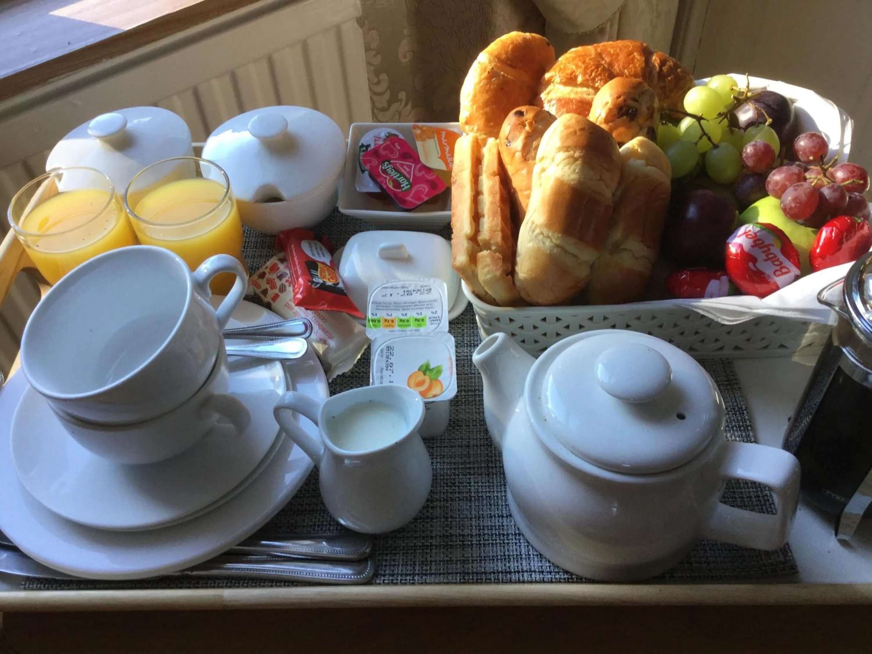 Continental breakfast in Inverlochy Villas (Adults Only)