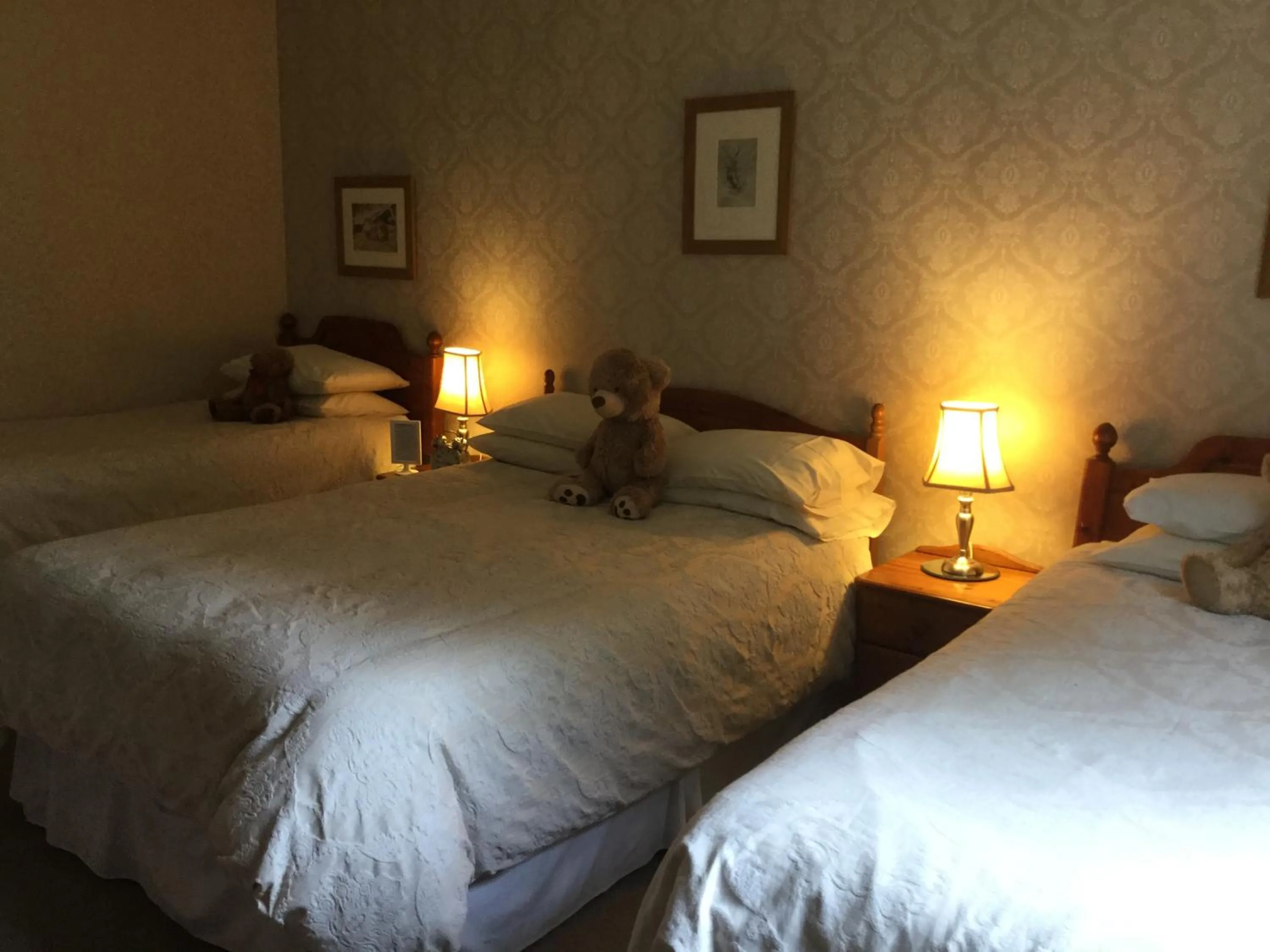 Bed in Inverlochy Villas (Adults Only)