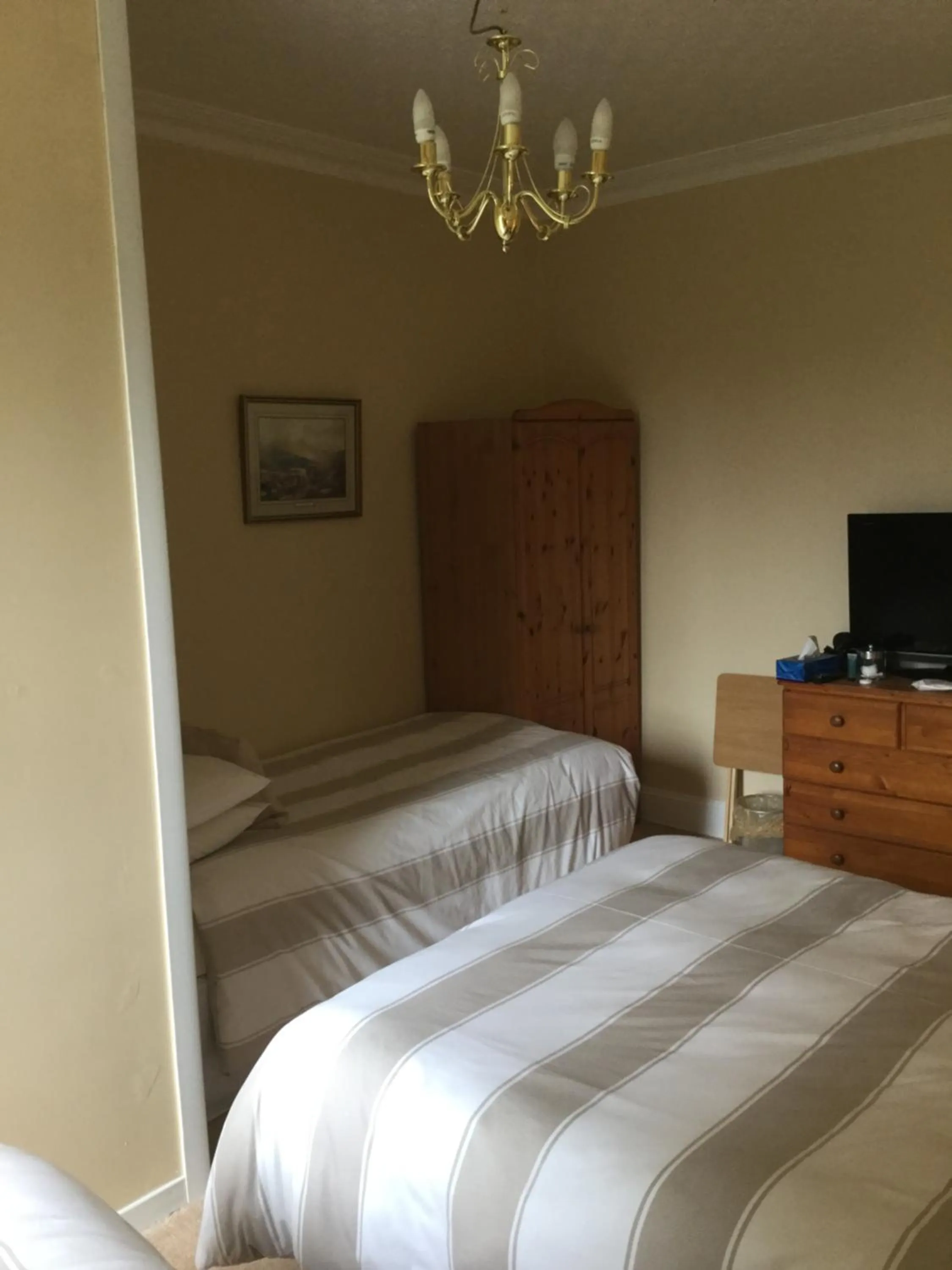 Bed in Inverlochy Villas (Adults Only)