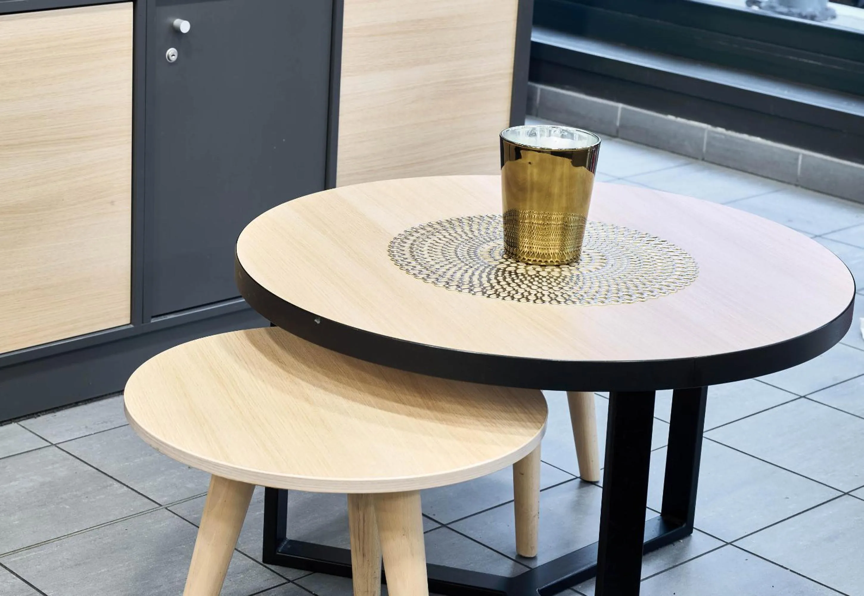 Decorative detail in B&B HOTEL Paris Est Bobigny Université