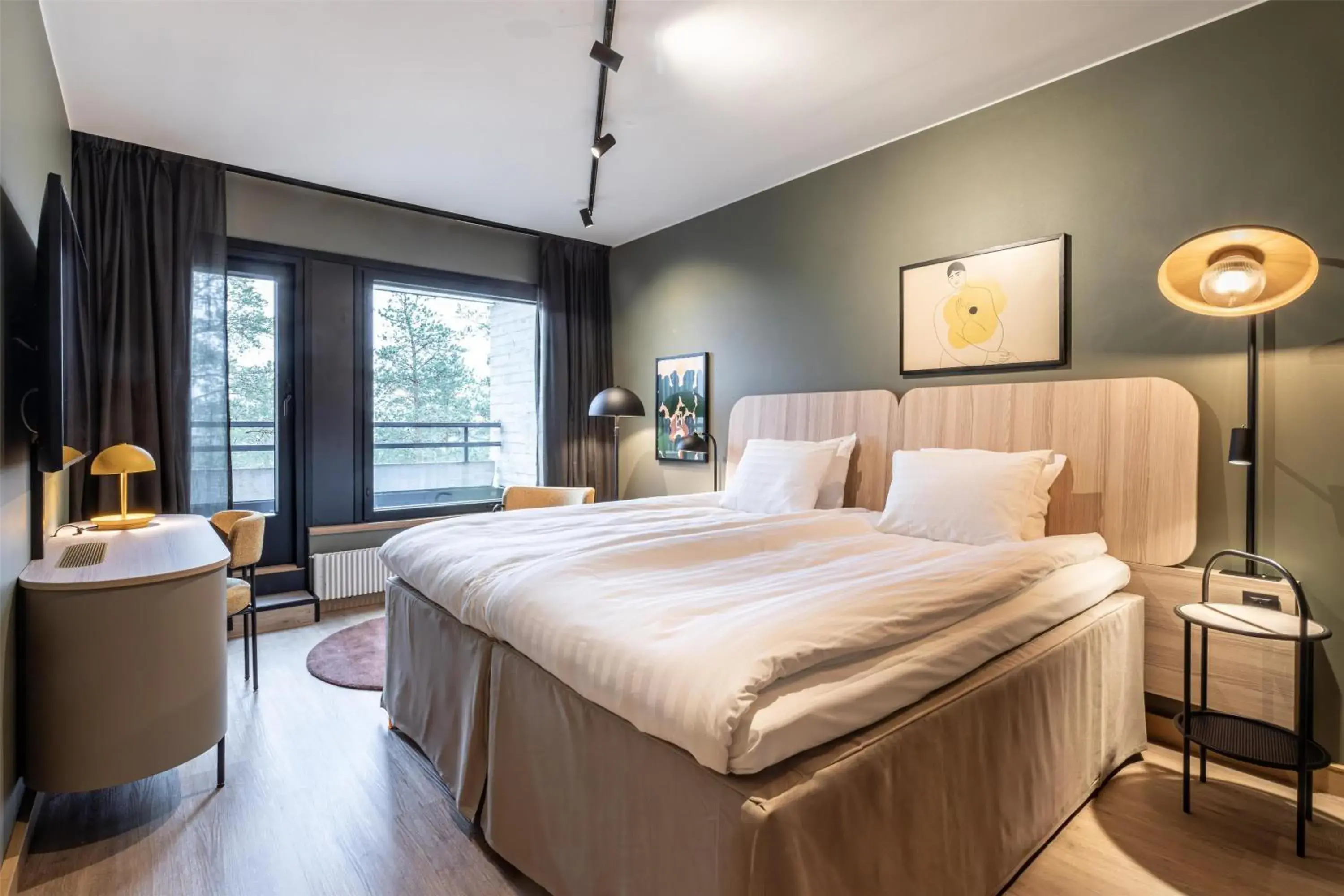 Superior King room with balcony in Scandic Laajavuori Superior King room with balcony in Scandic Laajavuori