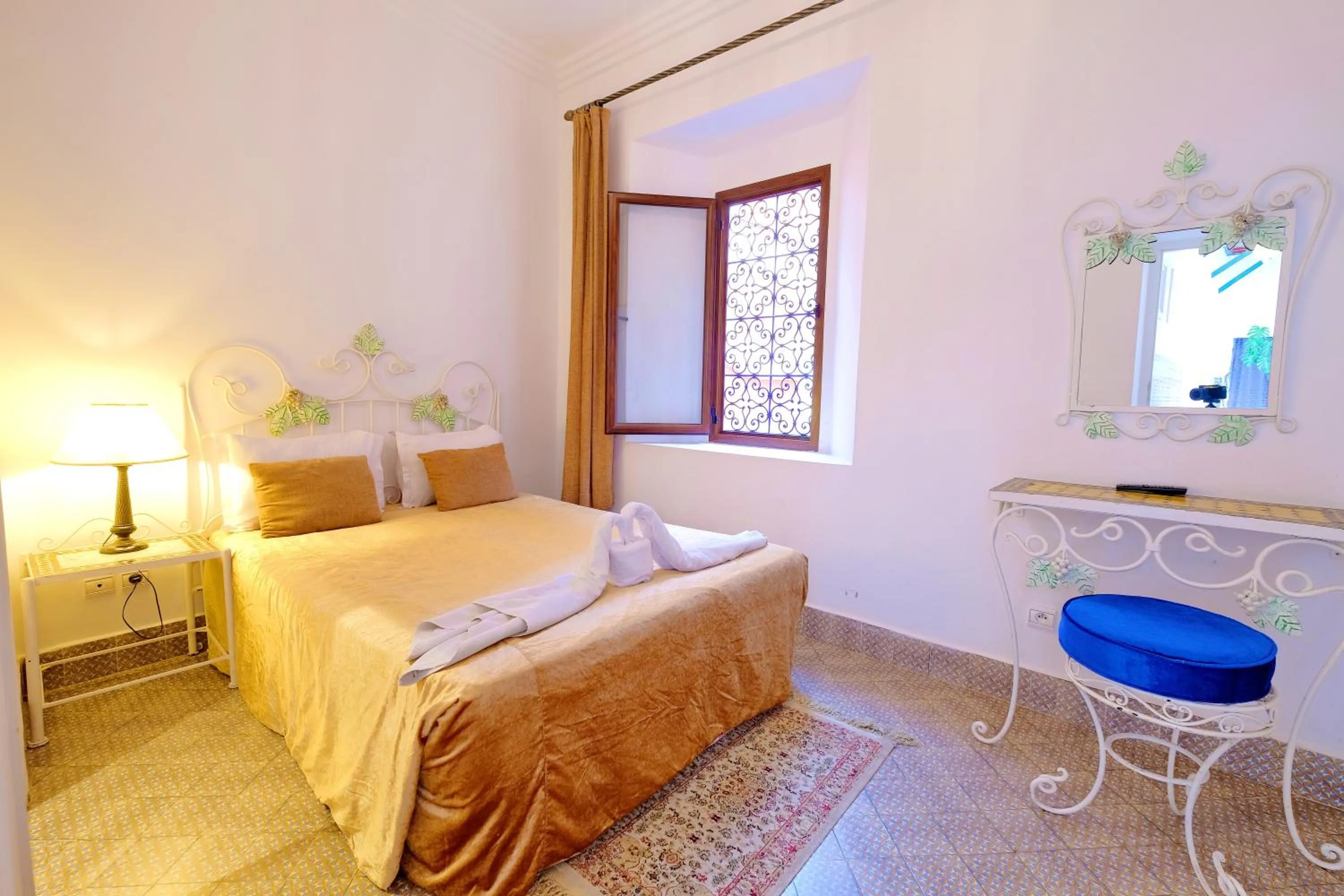 Bed in Riad Hôtel Essaouira