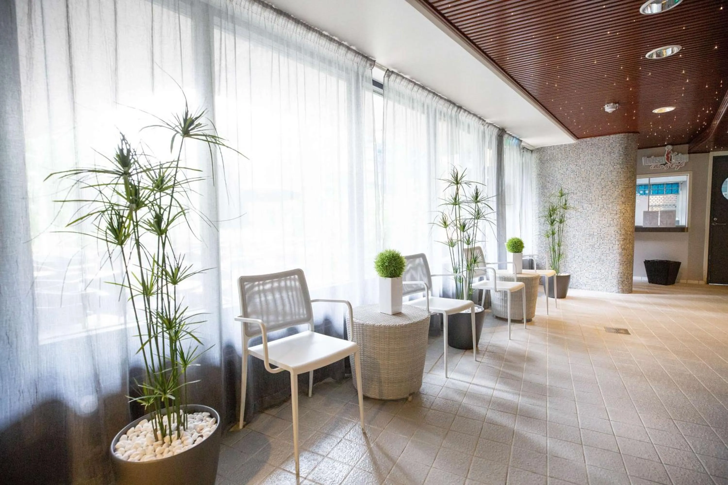 Pool view in Imatran Valtionhotelli