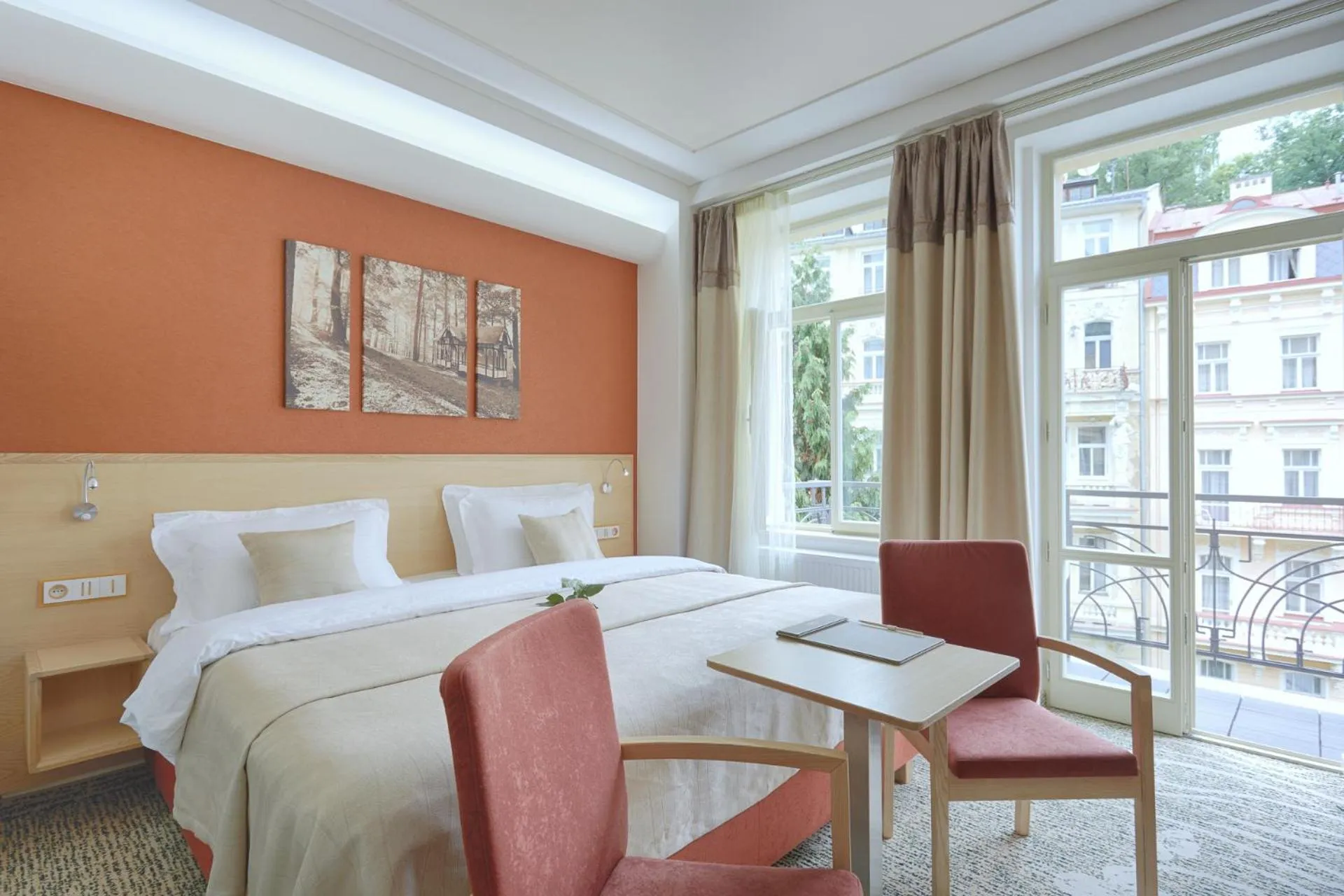 View (from property/room), Bed in Spa Hotel Iris