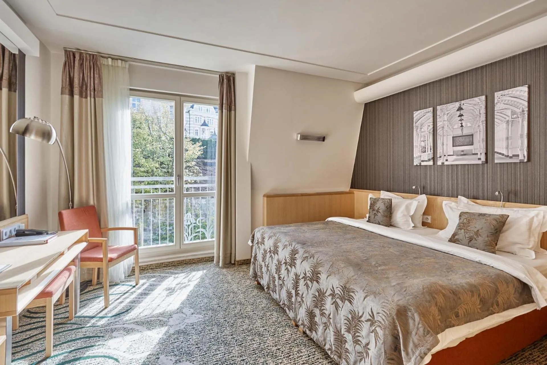 Bedroom, Bed in Spa Hotel Iris