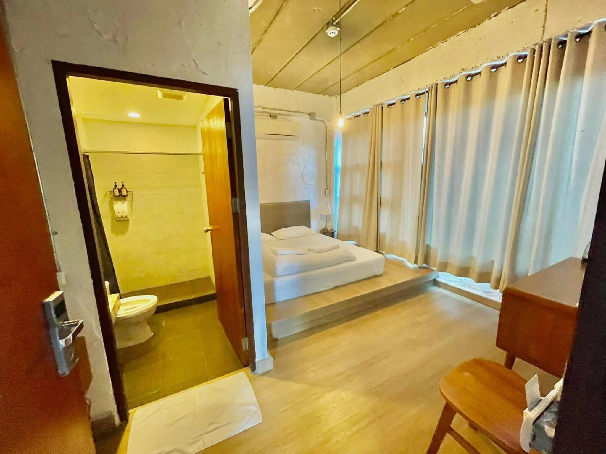 Bedroom in Give Me 5 Hostel