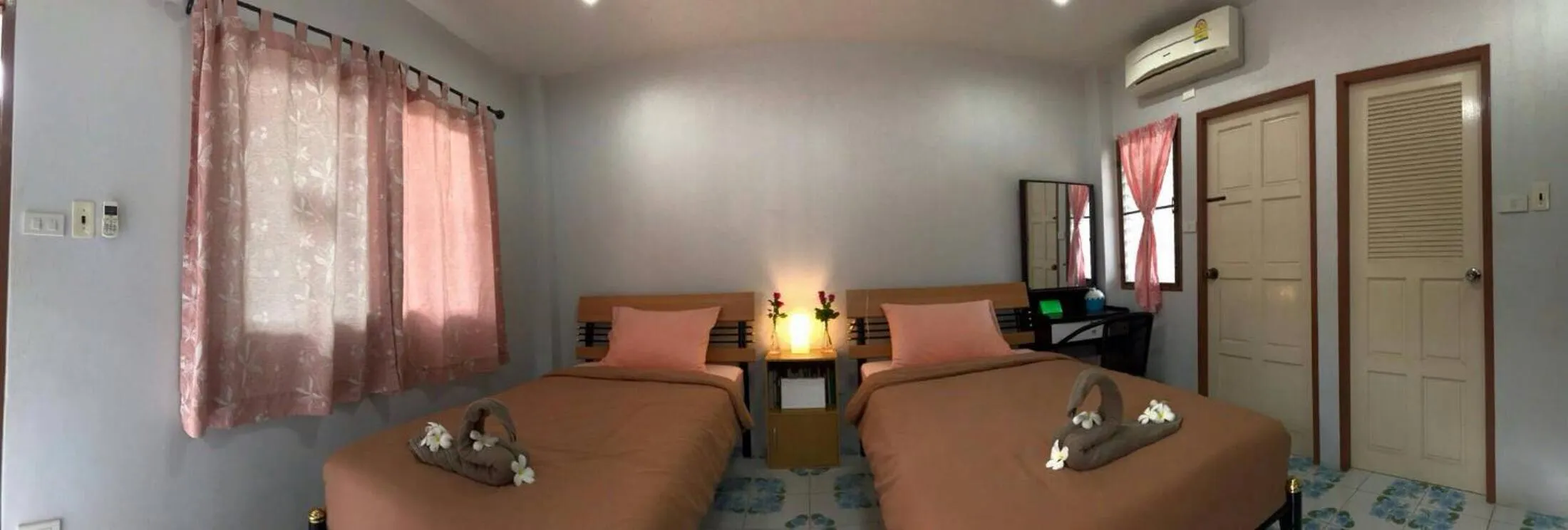 Photo of the whole room, Bed in 2N Guesthouse