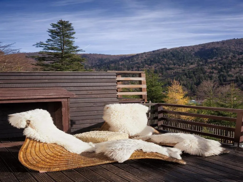 Property building in Casa Ferica