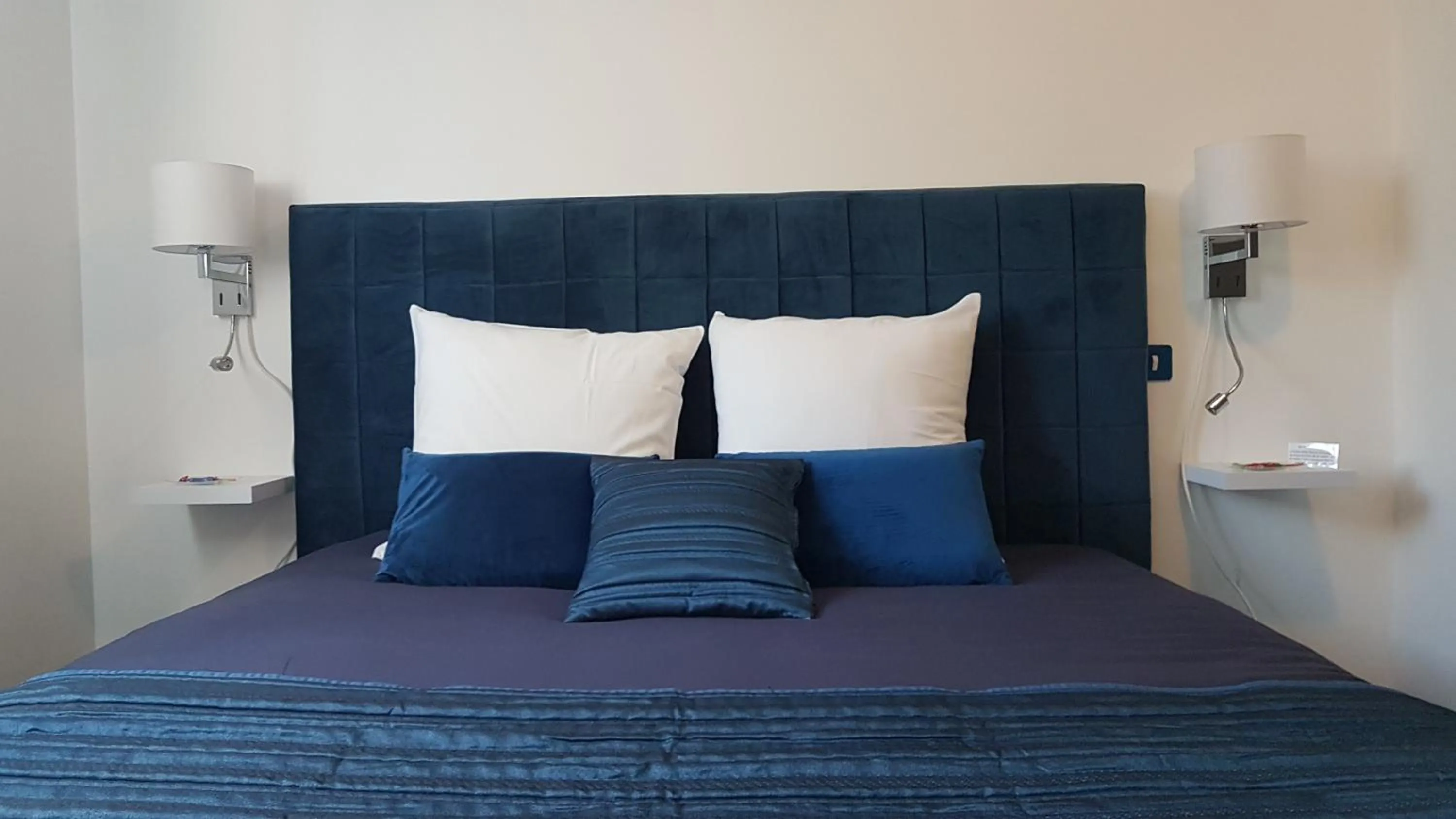 Bedroom, Bed in Fred et Jules