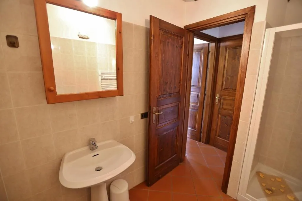 Bathroom in Casa Cannobio