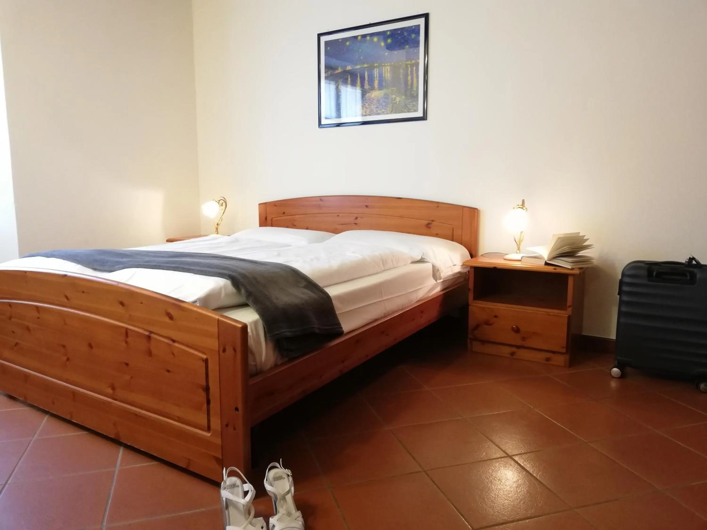 Bedroom, Bed in Casa Cannobio