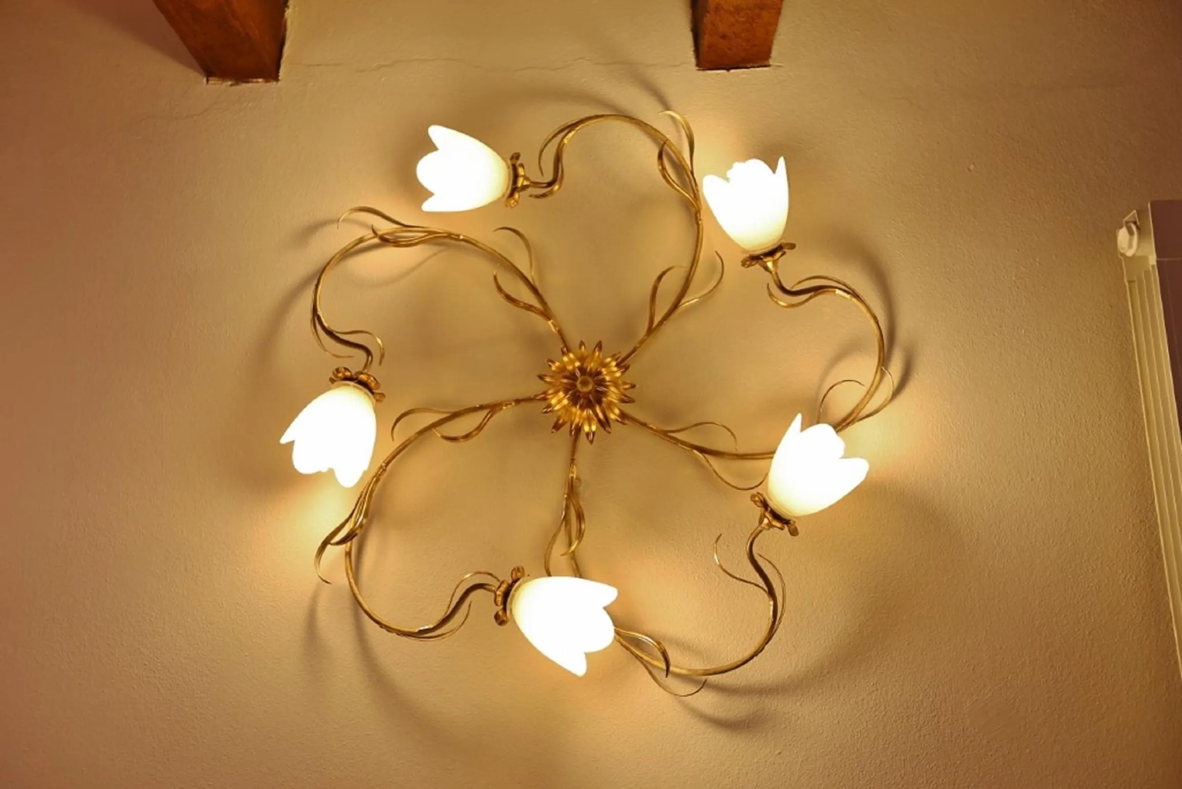 Decorative detail in Casa Cannobio