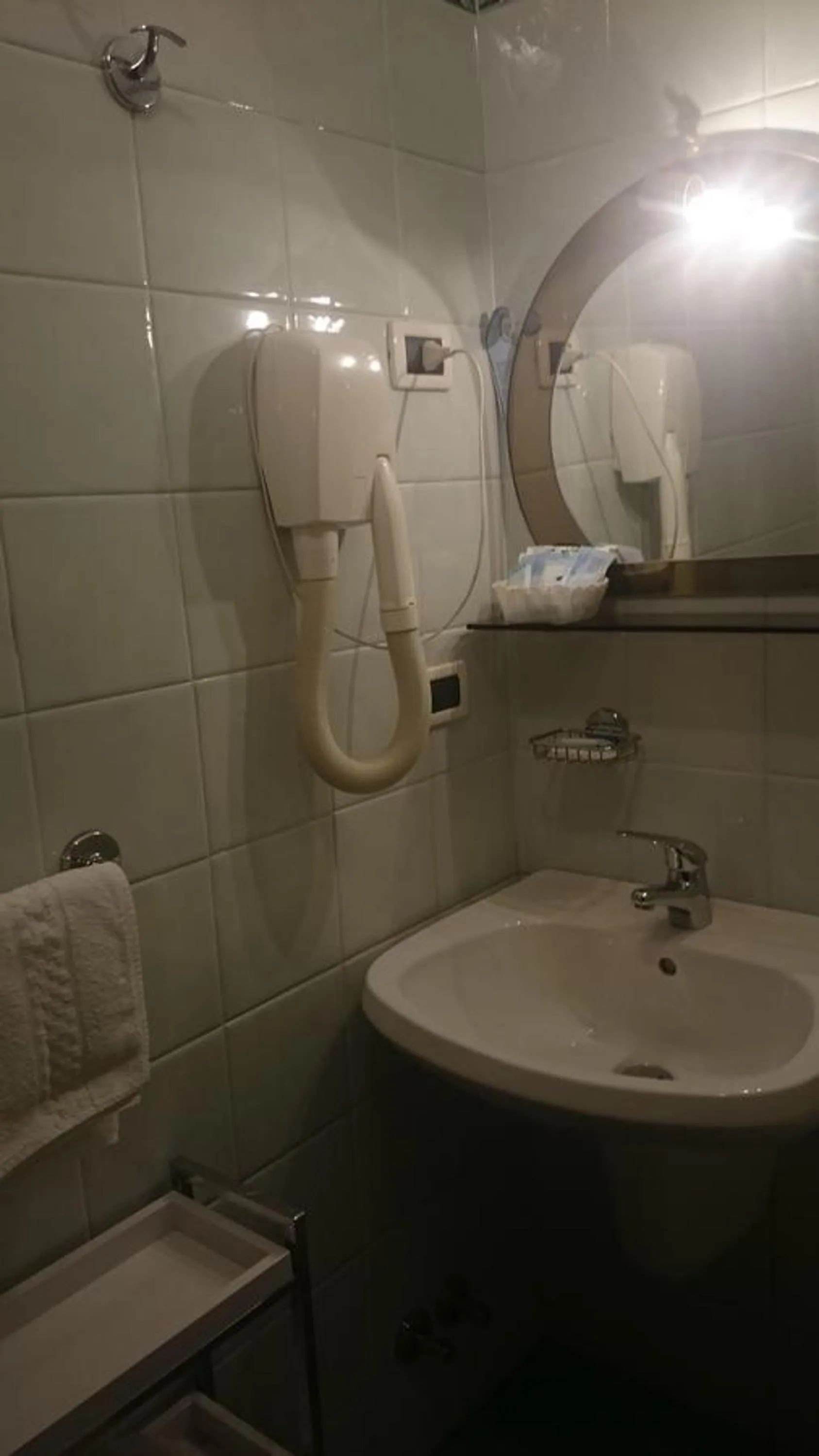 Bathroom in Hotel Pescetto