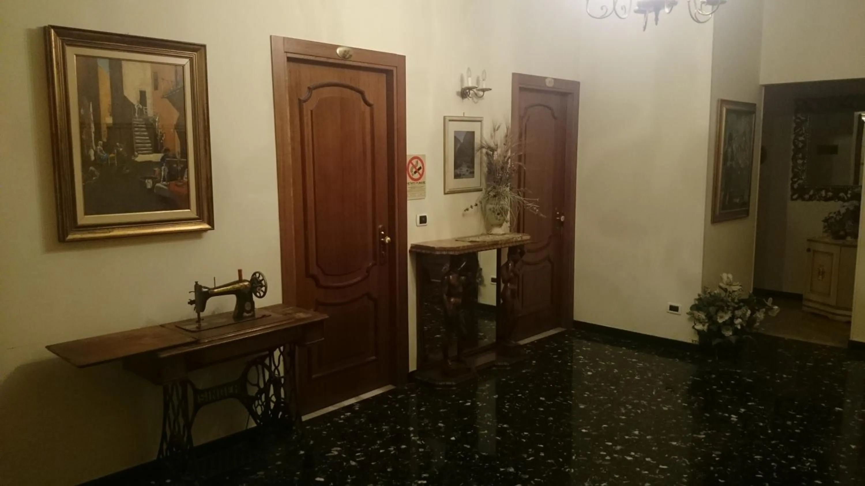 Seating area in Hotel Pescetto