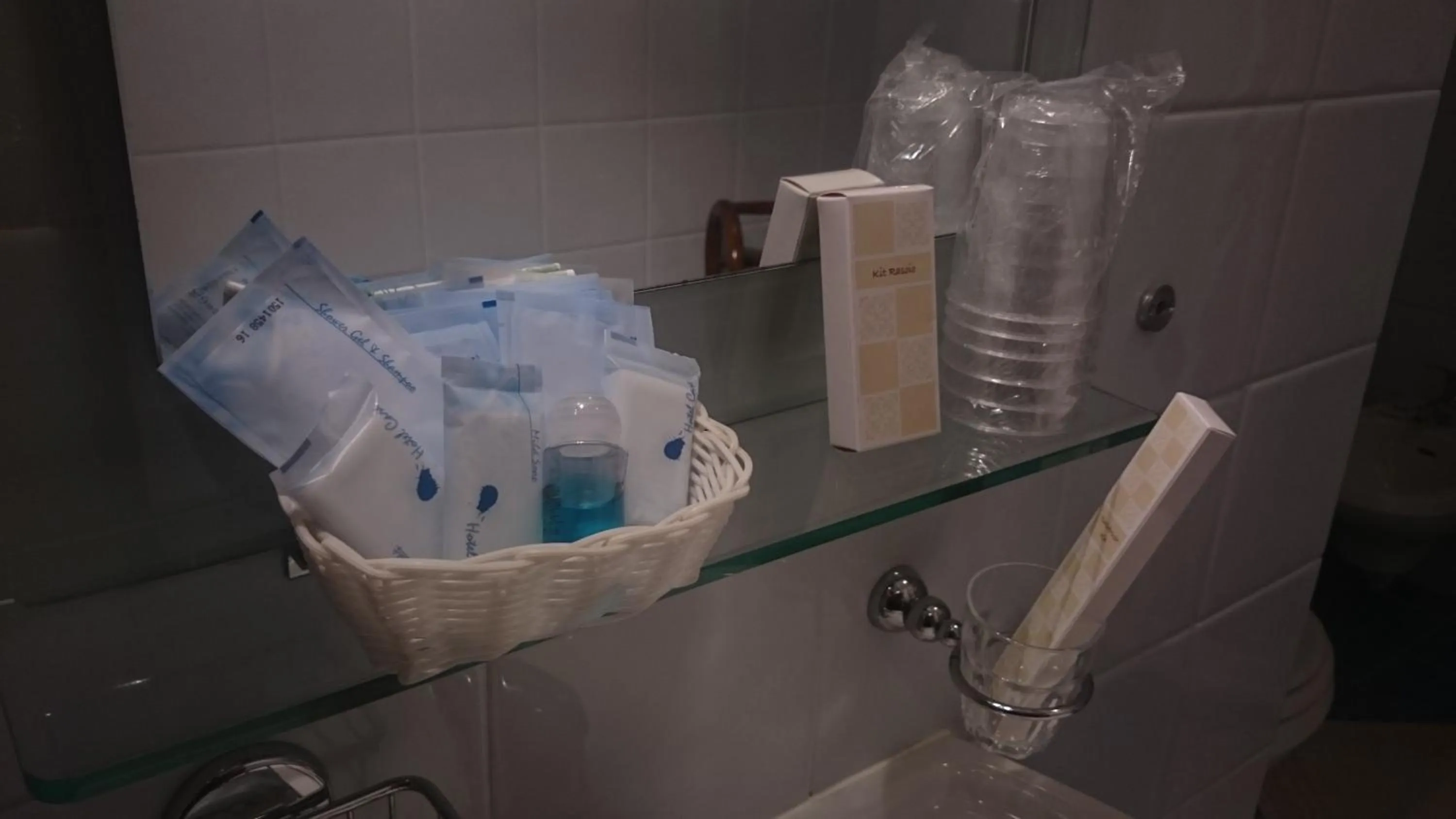 Bathroom in Hotel Pescetto