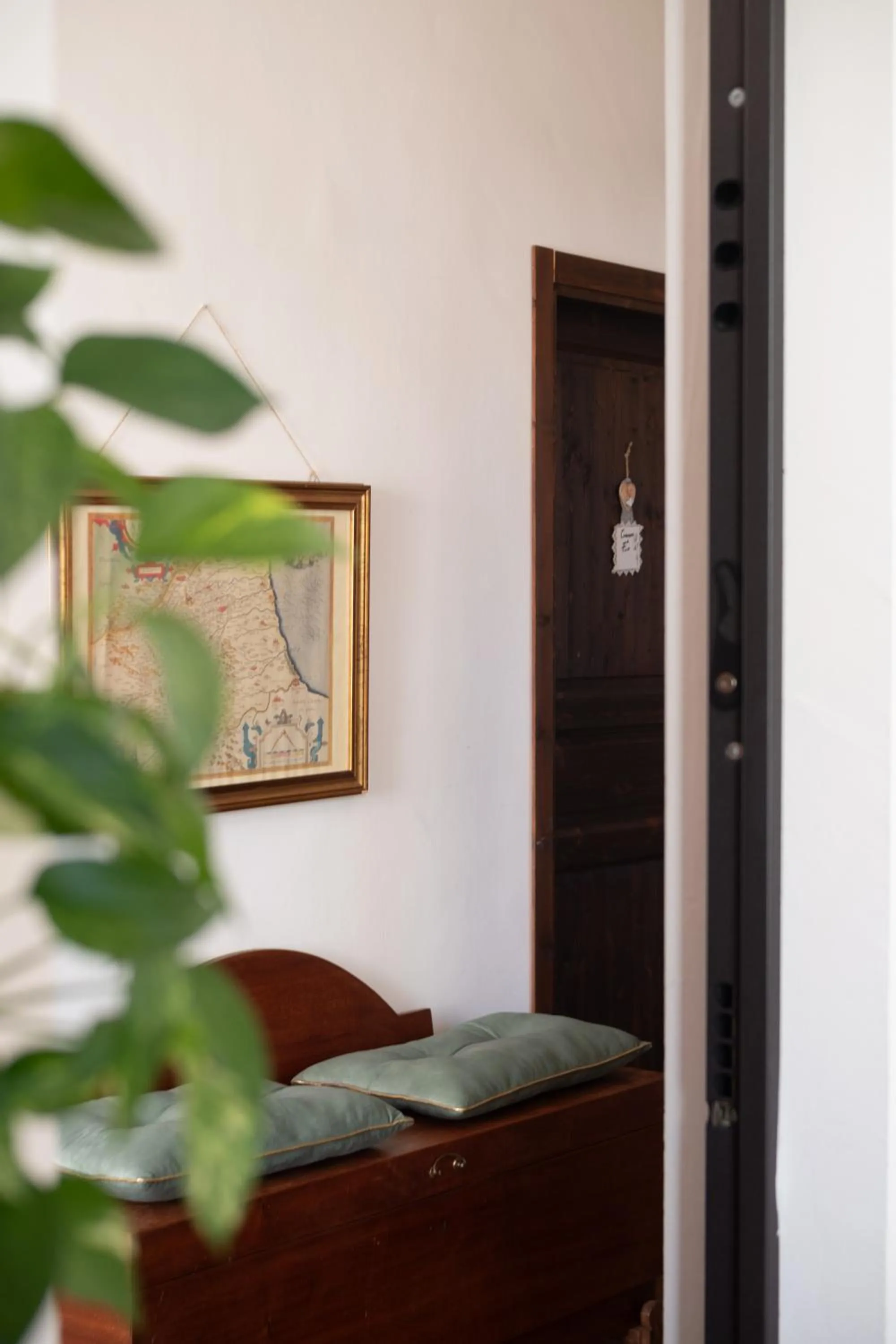 Decorative detail in Dimora Amina