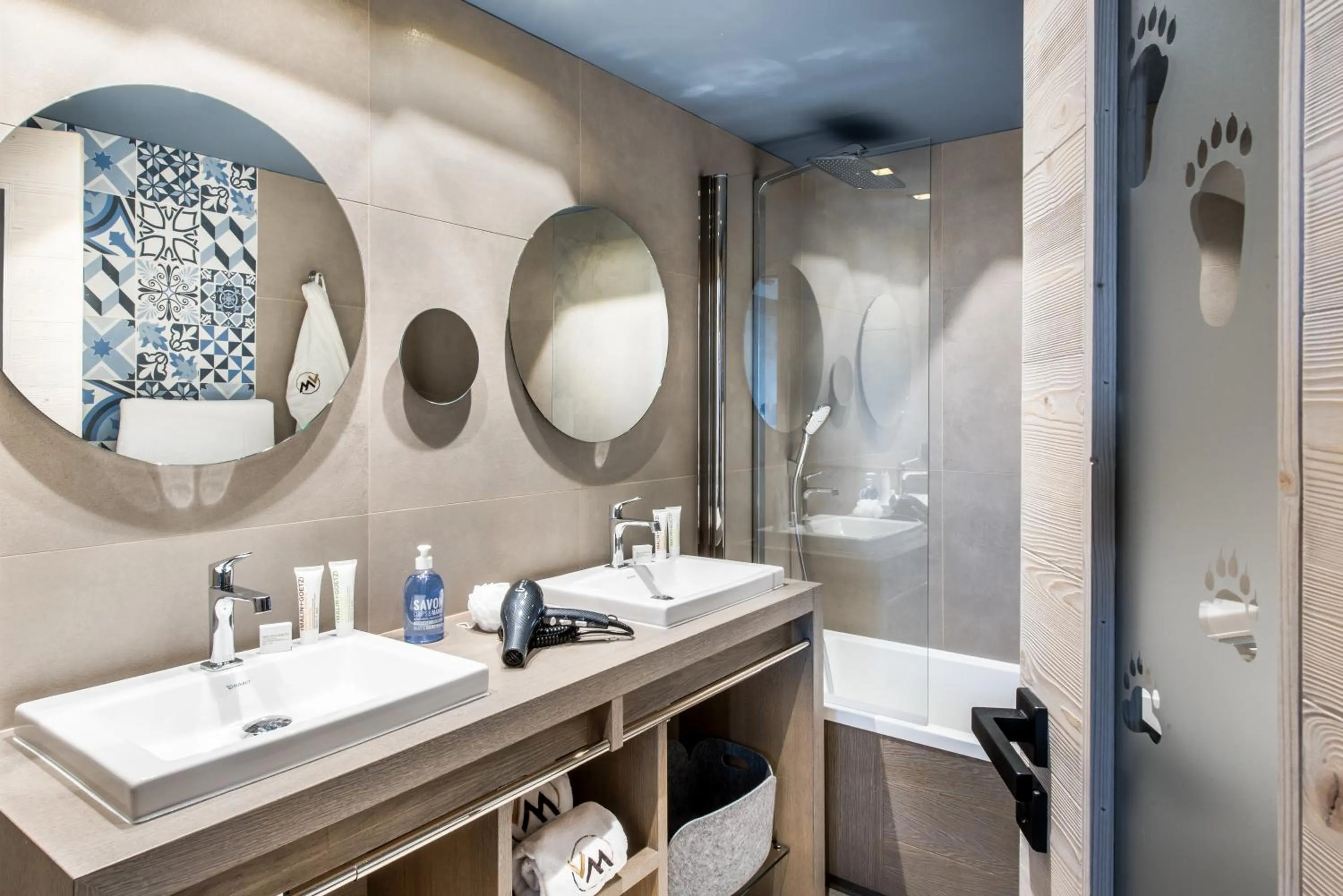 Bathroom in Chalet Skadi - Village Montana