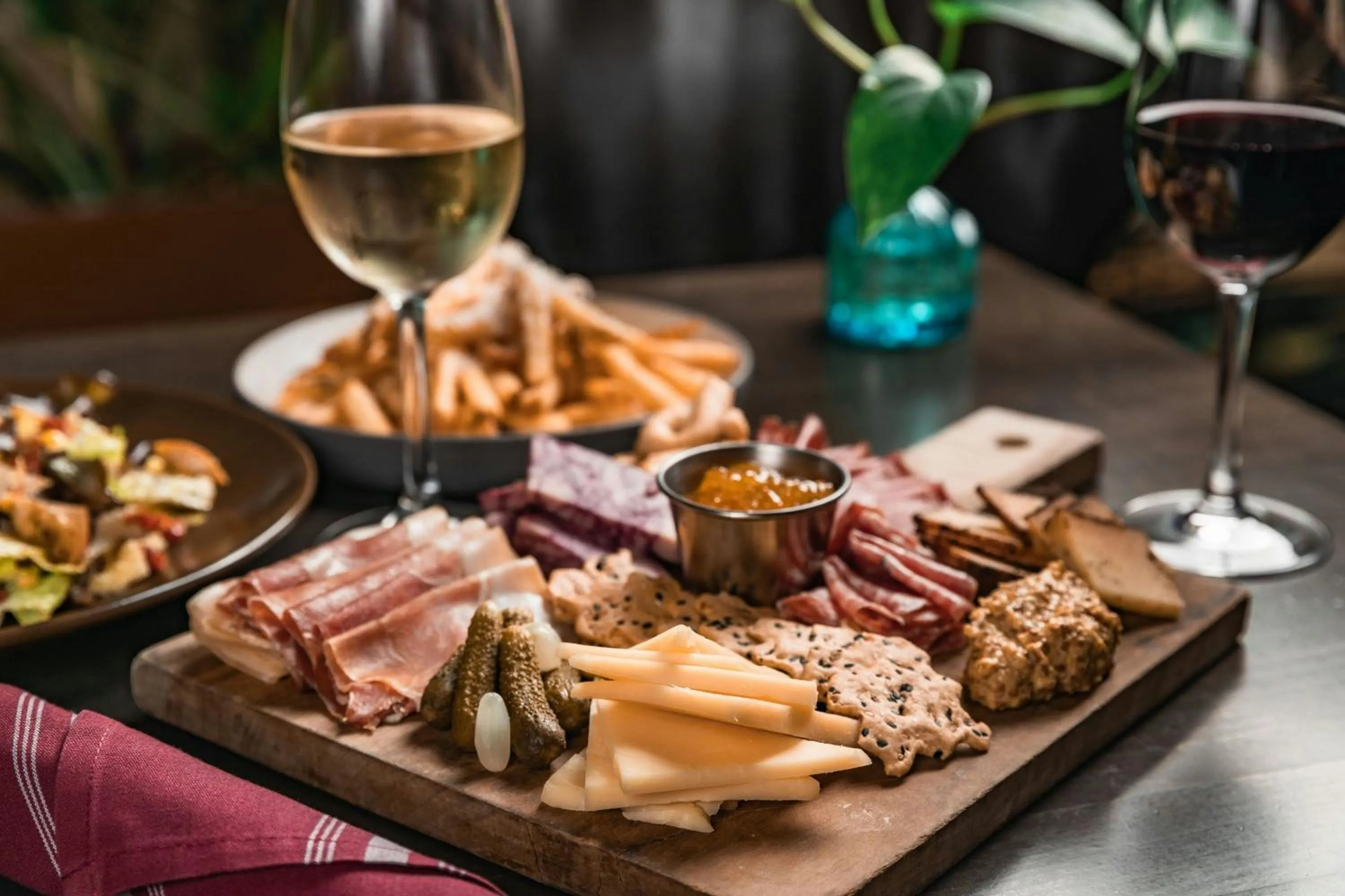 Restaurant/places to eat in Sheraton Austin Georgetown Hotel & Conference Center