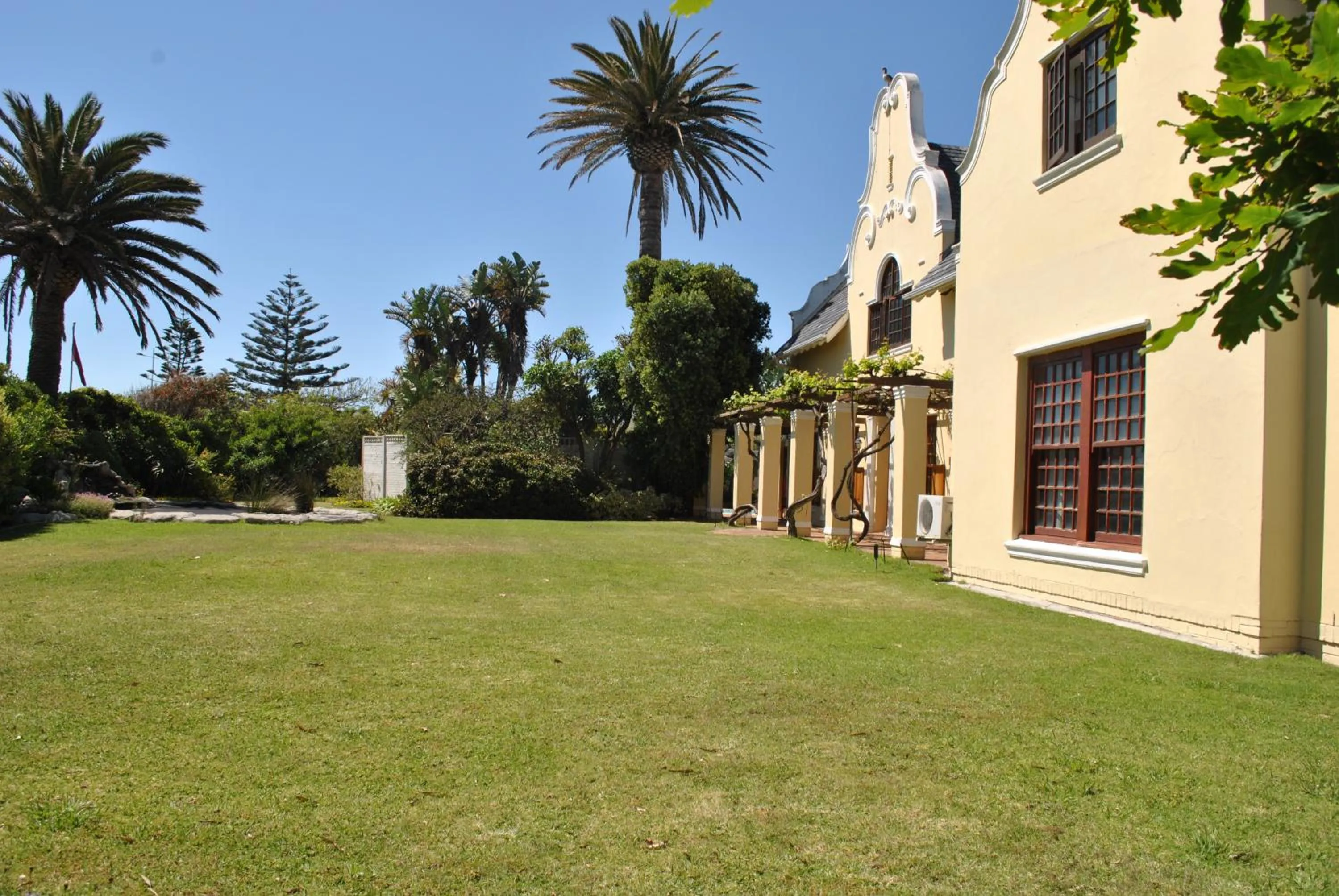 Property building in Cotswold House