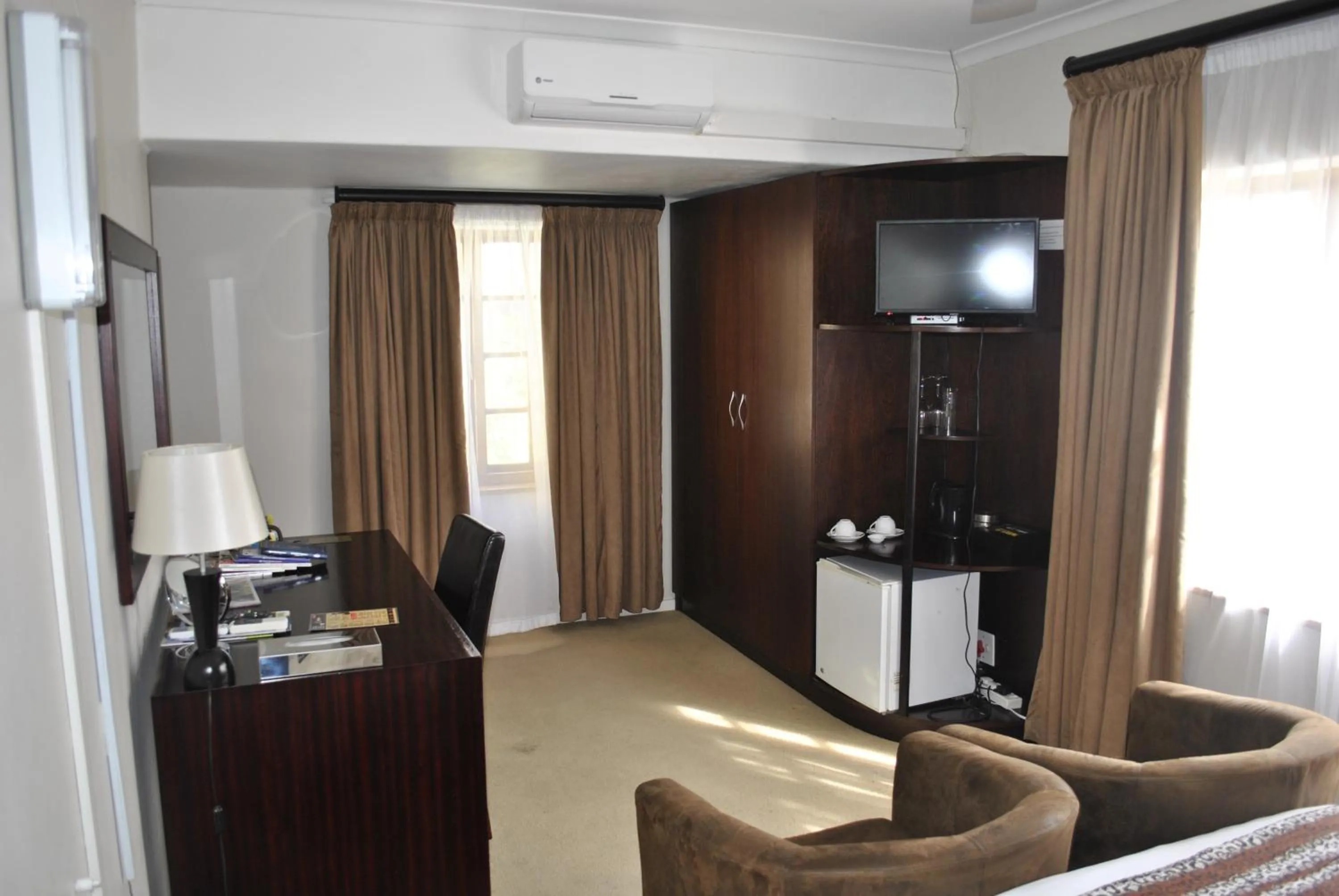 Coffee/tea facilities in Cotswold House