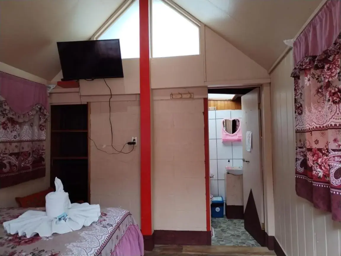 Double Room with Terrace in Pensión y Cabinas Colibrí B&B Costa Rica Double Room with Terrace in Pensión y Cabinas Colibrí B&B Costa Rica