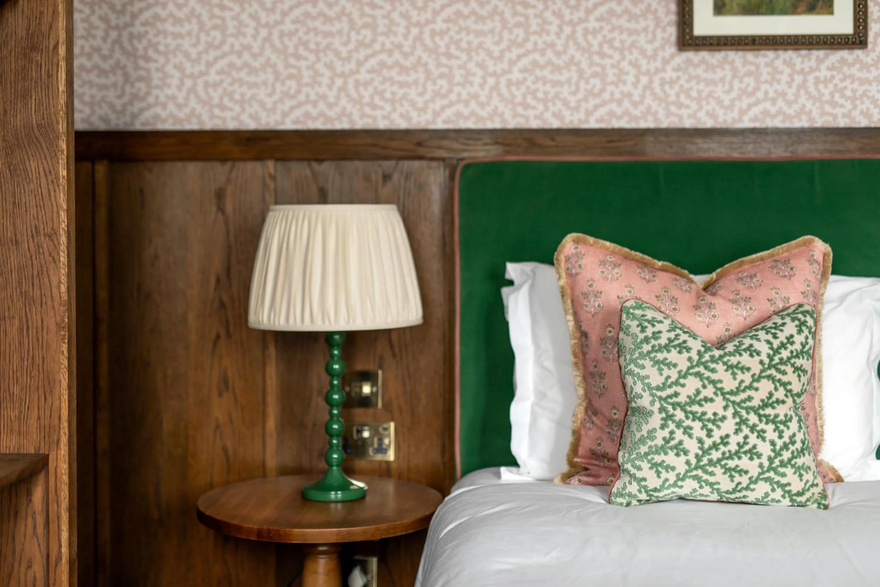 Bedroom, Bed in Worplesdon Place Hotel