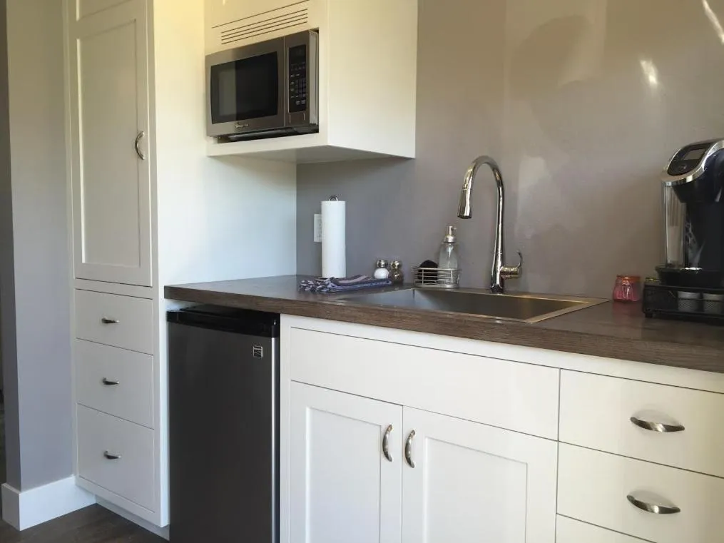 Andrea's Hidden Cottage