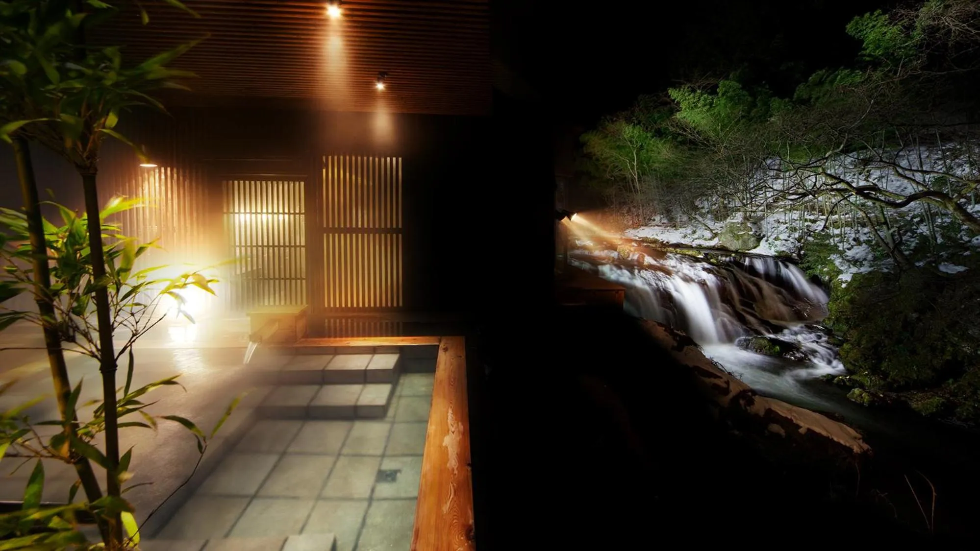 Open Air Bath in Aizu Higashiyama Onsen Shosuke no Yado Takinoyu since1880