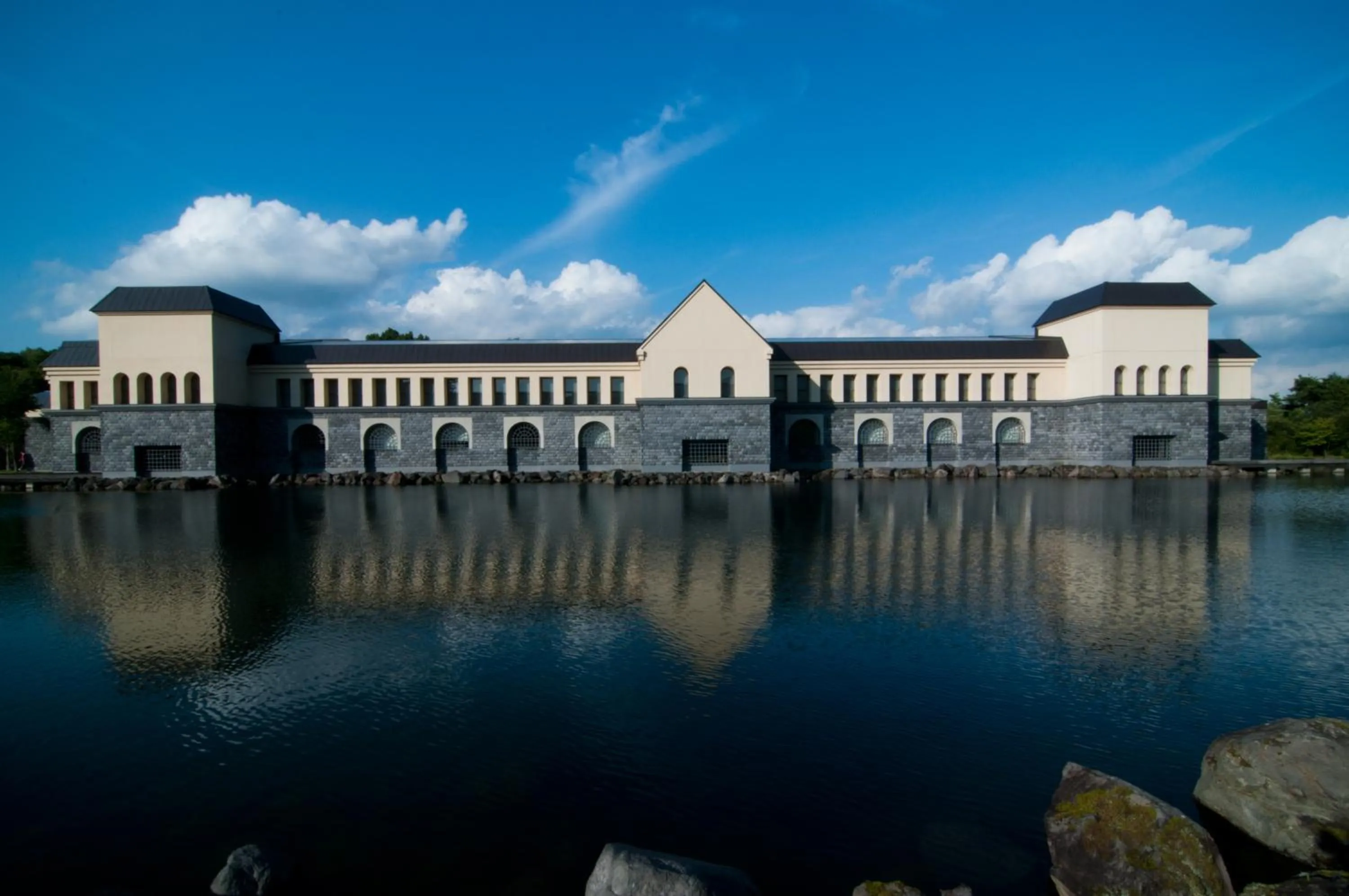 Nearby landmark in Aizu Higashiyama Onsen Shosuke no Yado Takinoyu since1880
