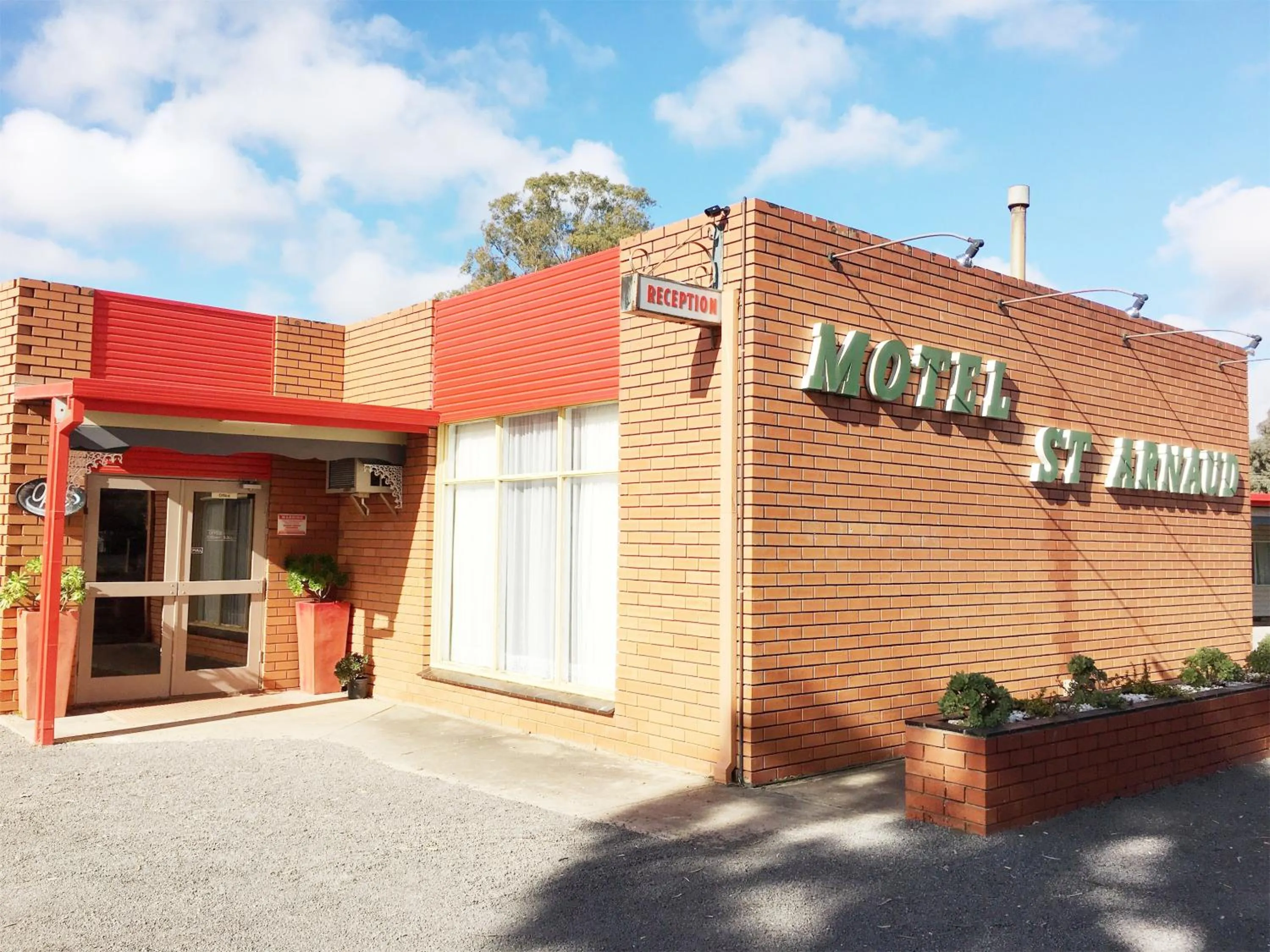 Facade/entrance in Motel St Arnaud