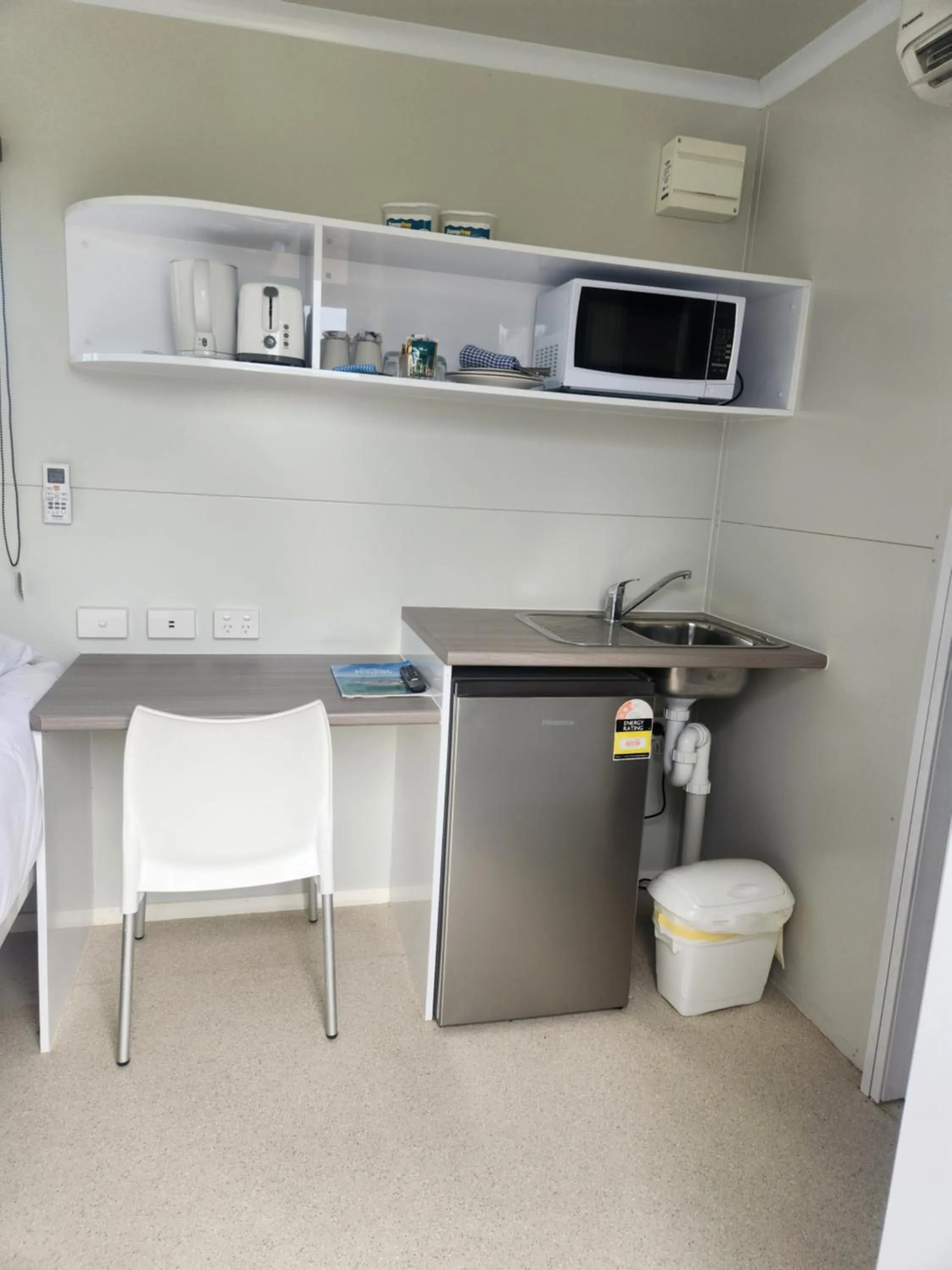 Kitchen or kitchenette in Ned Kelly's Motel