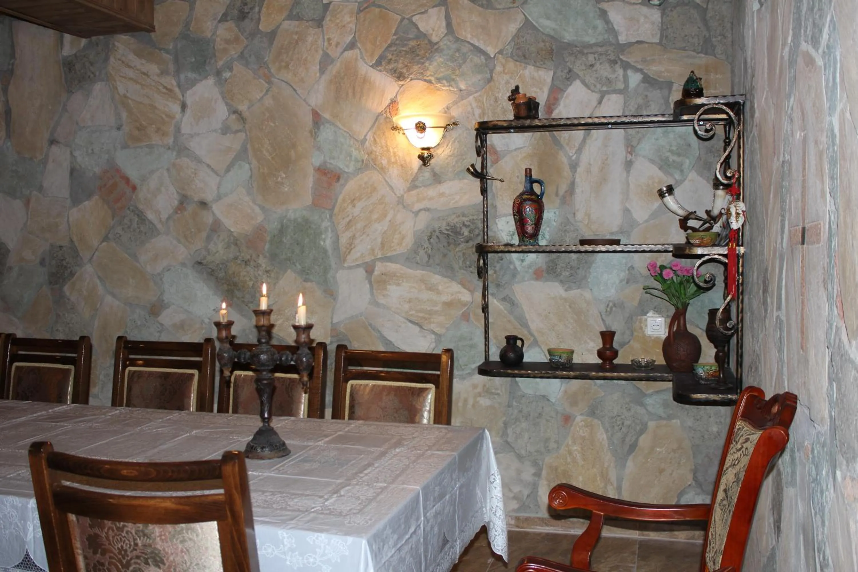 Property building in Hotel Mimino