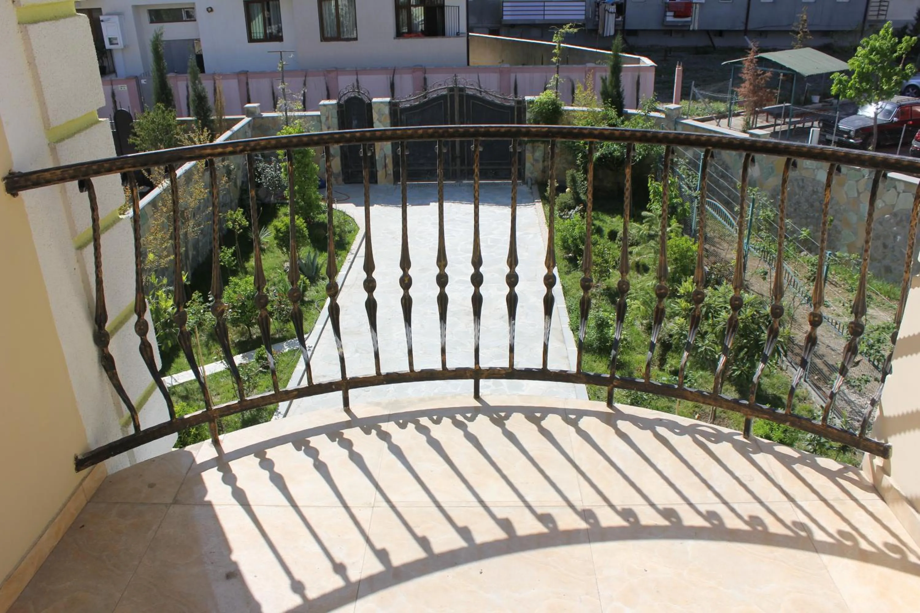 Garden view in Hotel Mimino