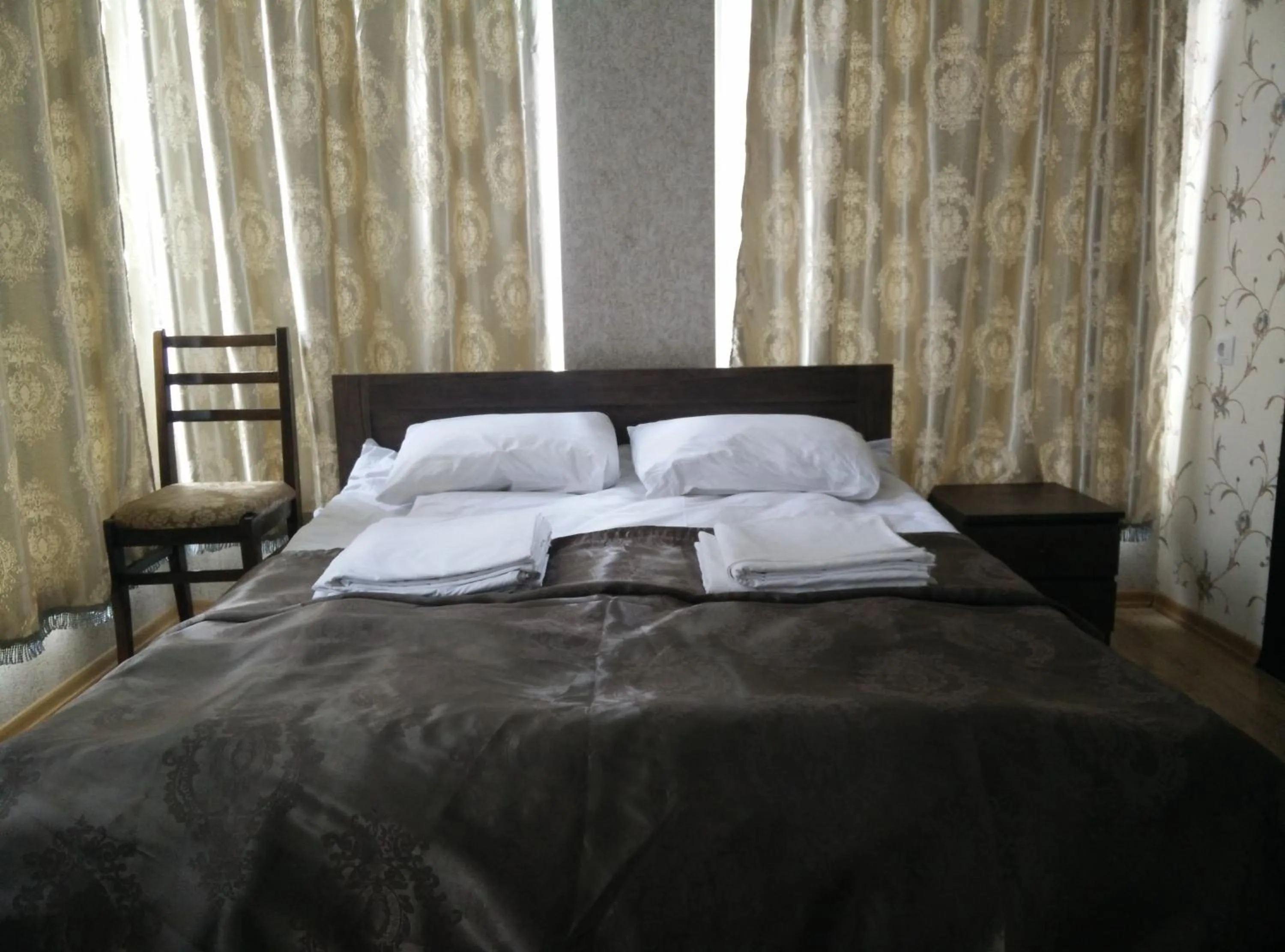 Bed in Hotel Mimino