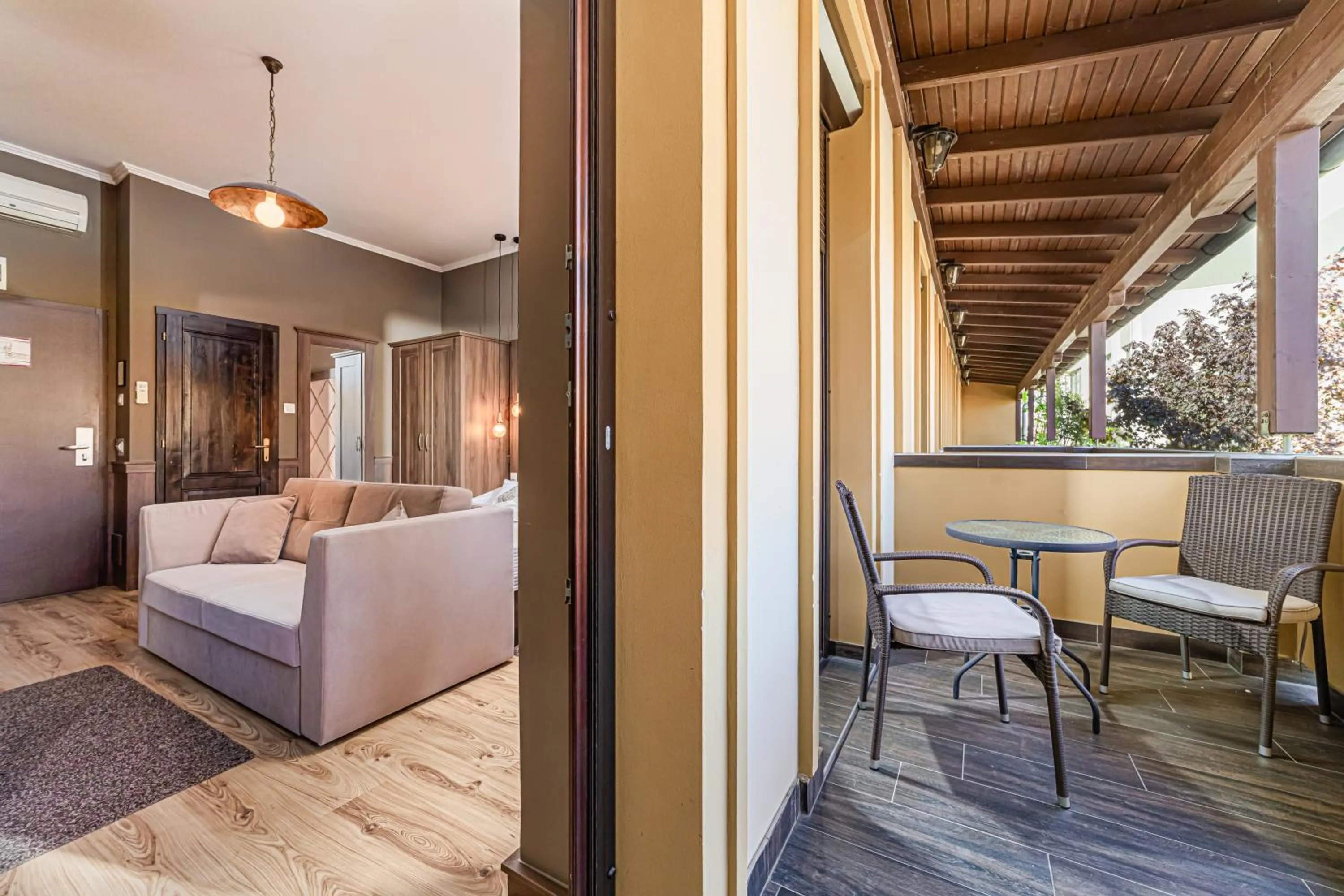 Balcony/Terrace in Komló Hotel Gyula