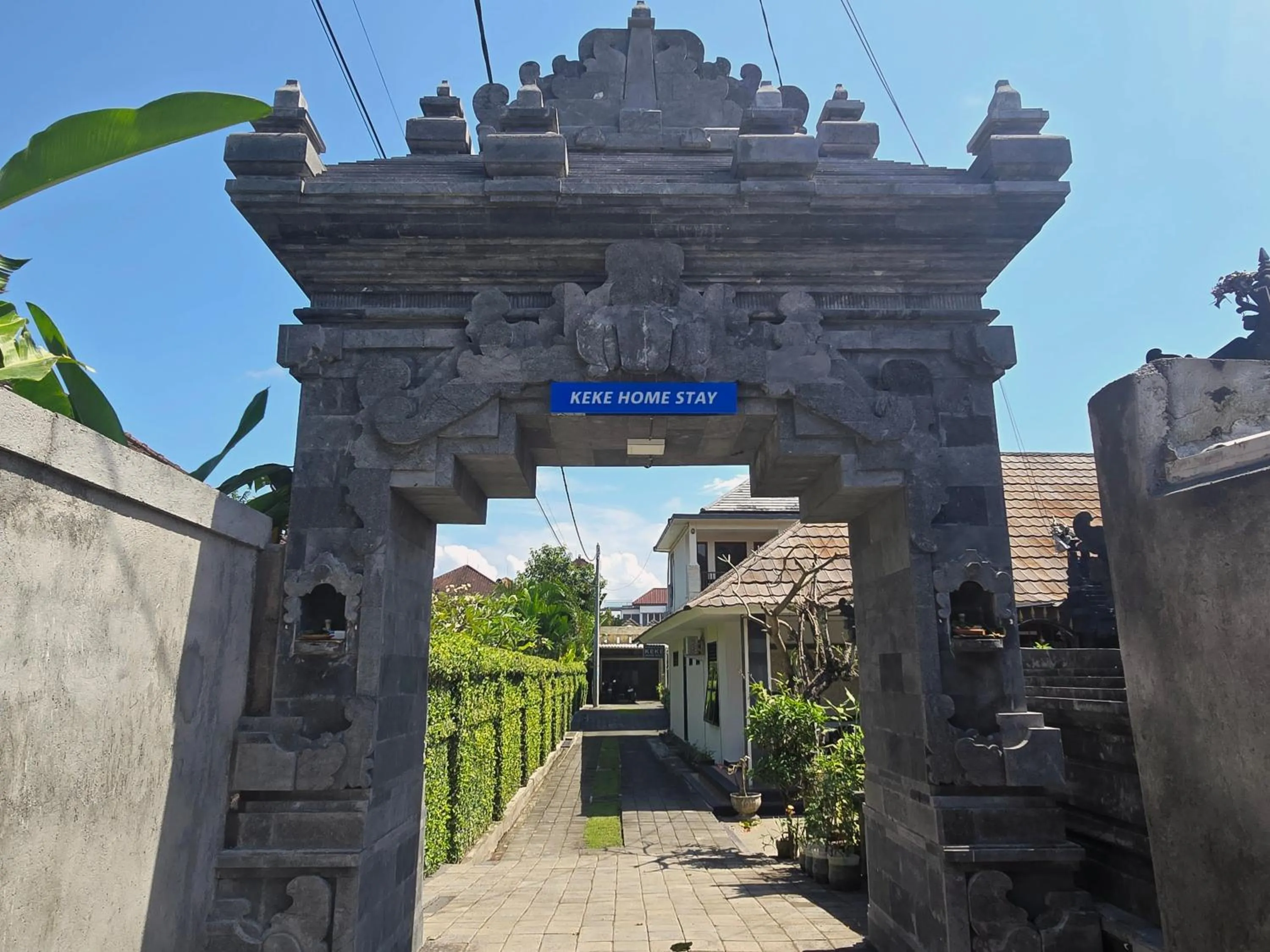 Facade/entrance in Keke Homestay Sanur