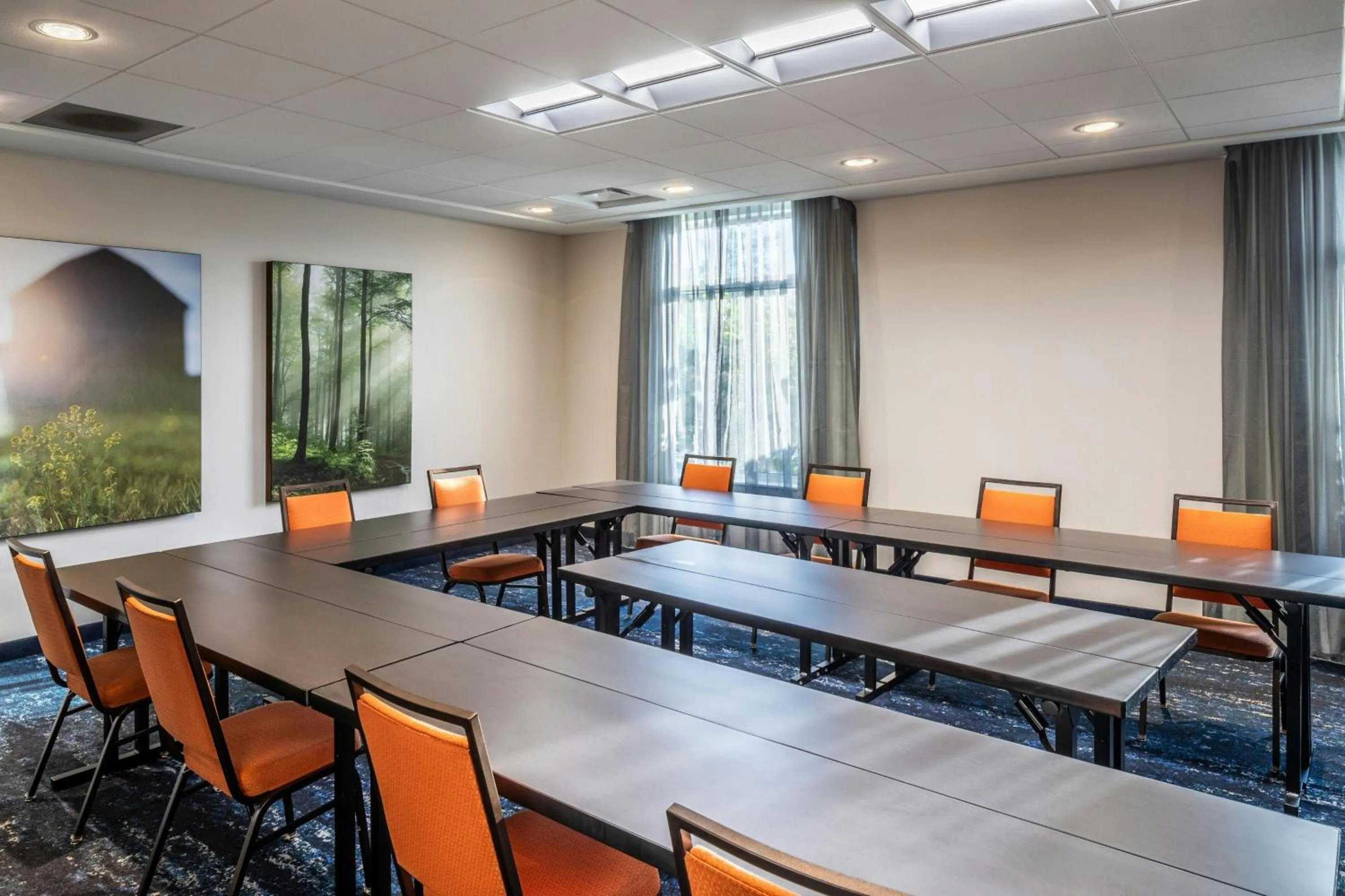 Meeting/conference room in Fairfield Inn & Suites by Marriott Akron Stow