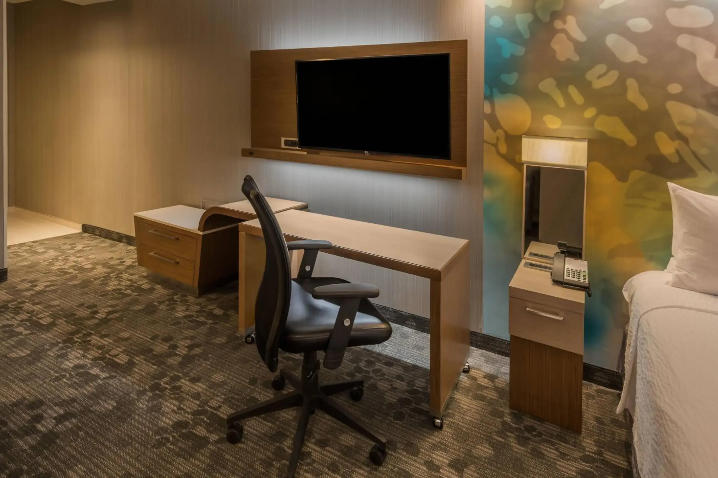 Larger, Suite, 1 King, Sofa bed in Courtyard by Marriott Reno Downtown/Riverfront Larger, Suite, 1 King, Sofa bed in Courtyard by Marriott Reno Downtown/Riverfront