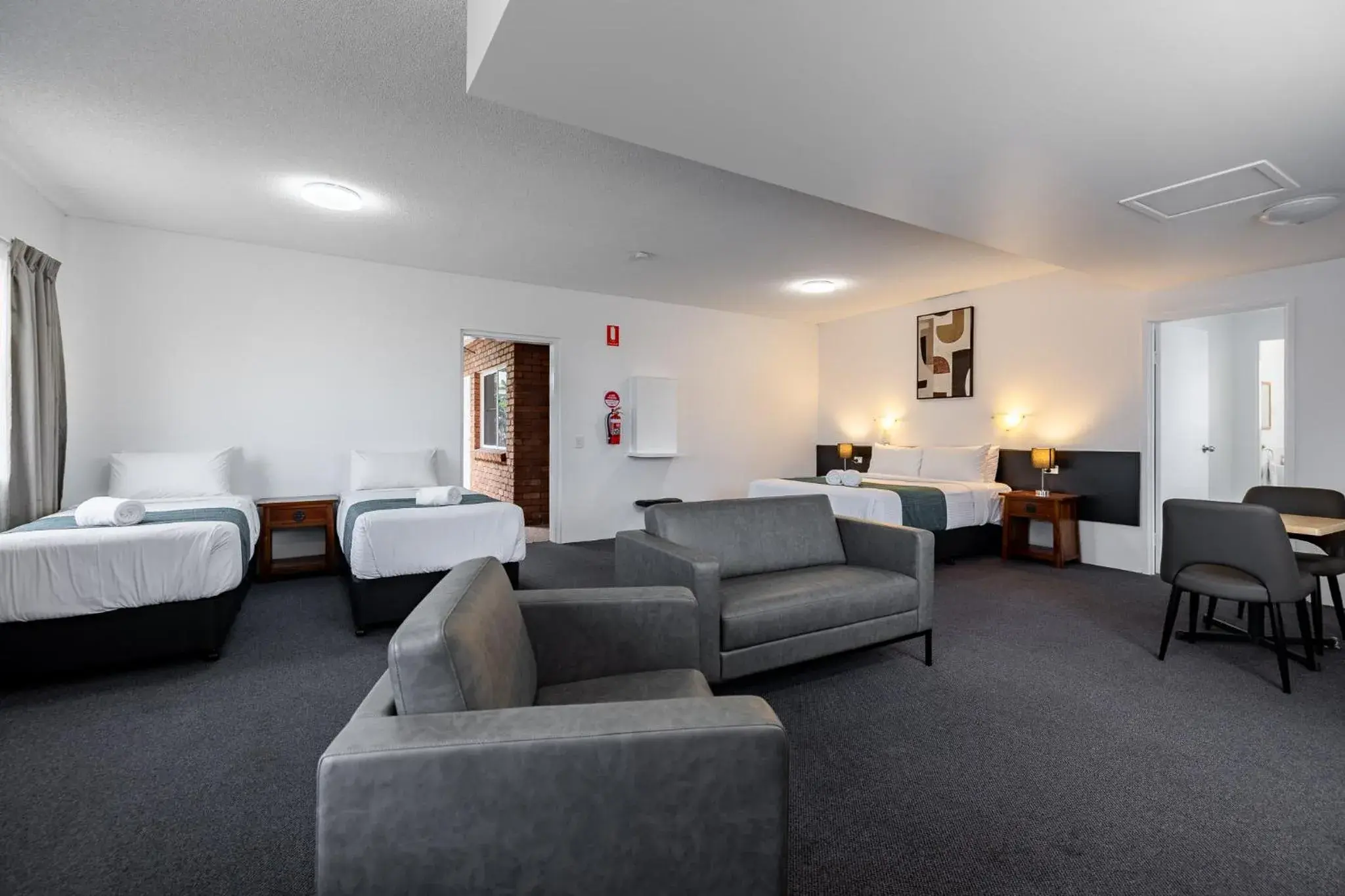 Executive Room in Maraboon Motor Inn Executive Room in Maraboon Motor Inn